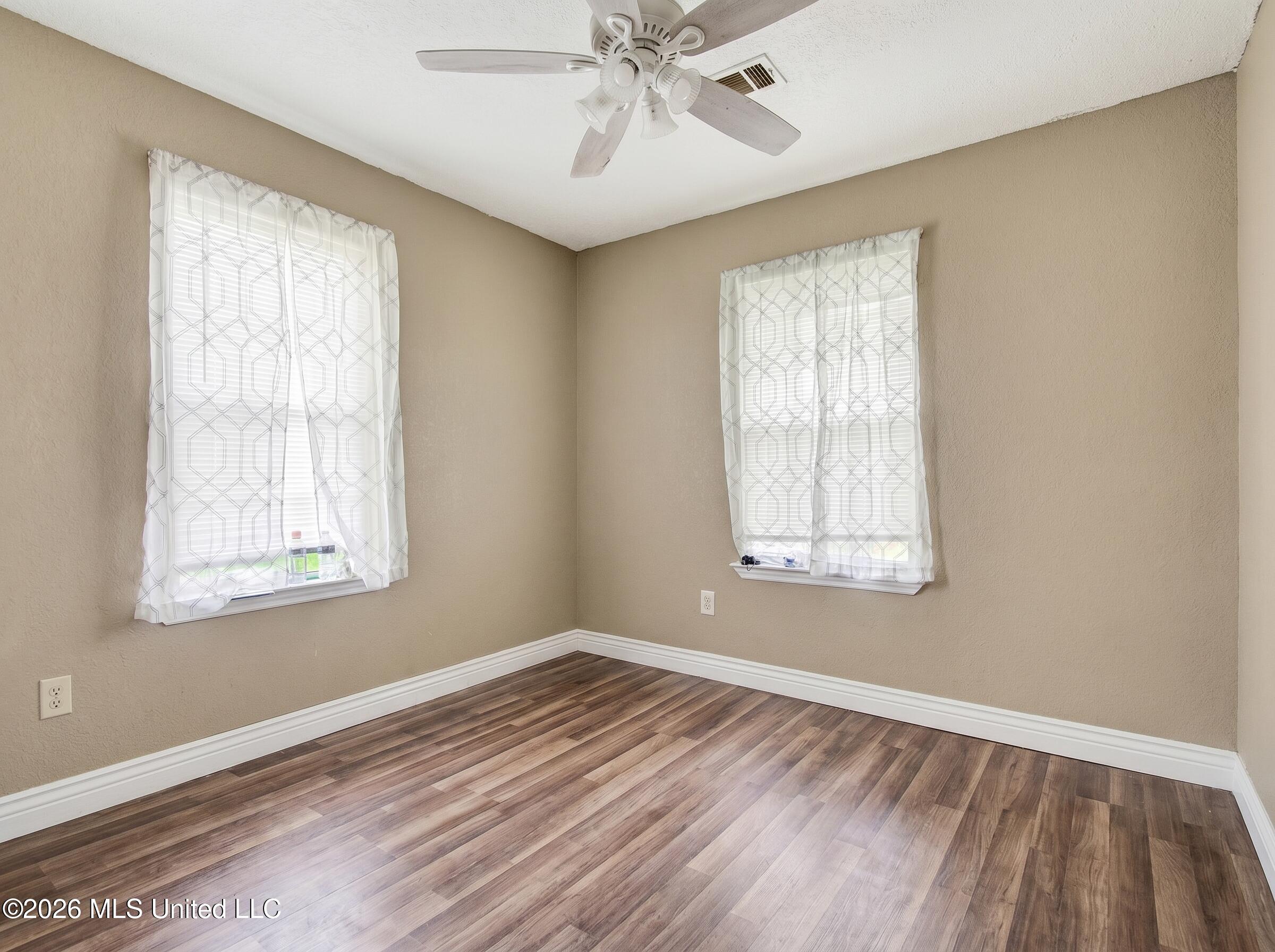 4818 Mcinnis Avenue Property Photo 26