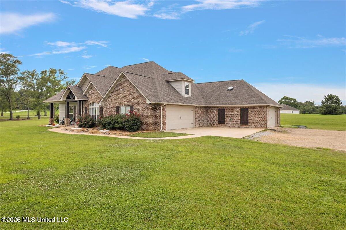 140 Winchester Drive Property Photo 5
