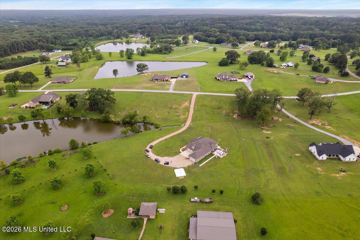 140 Winchester Drive Property Photo 18