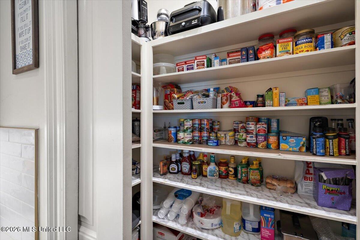 140 Winchester Drive Property Photo 32