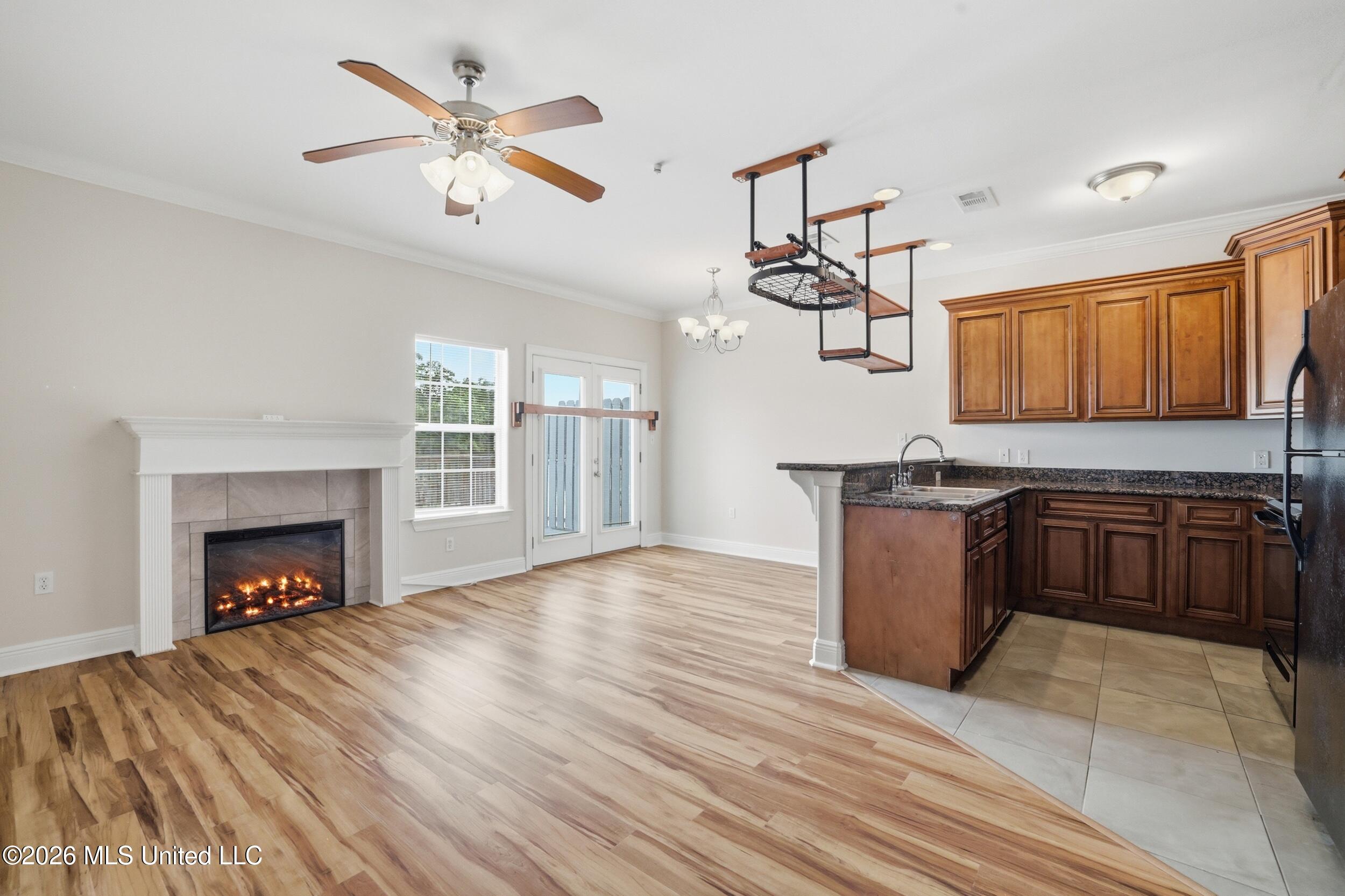 3465 Riverbend Cove Property Photo 9