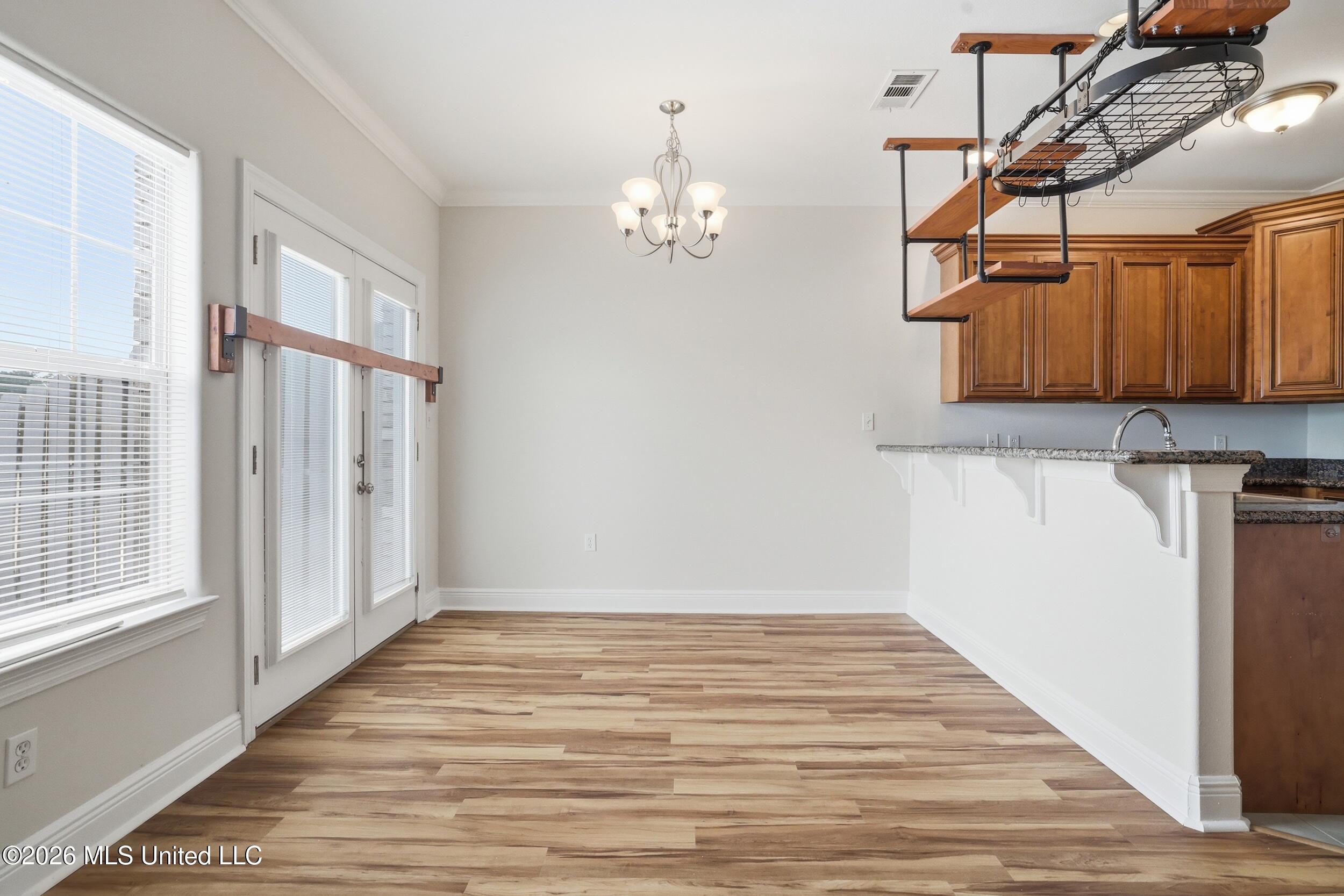3465 Riverbend Cove Property Photo 11