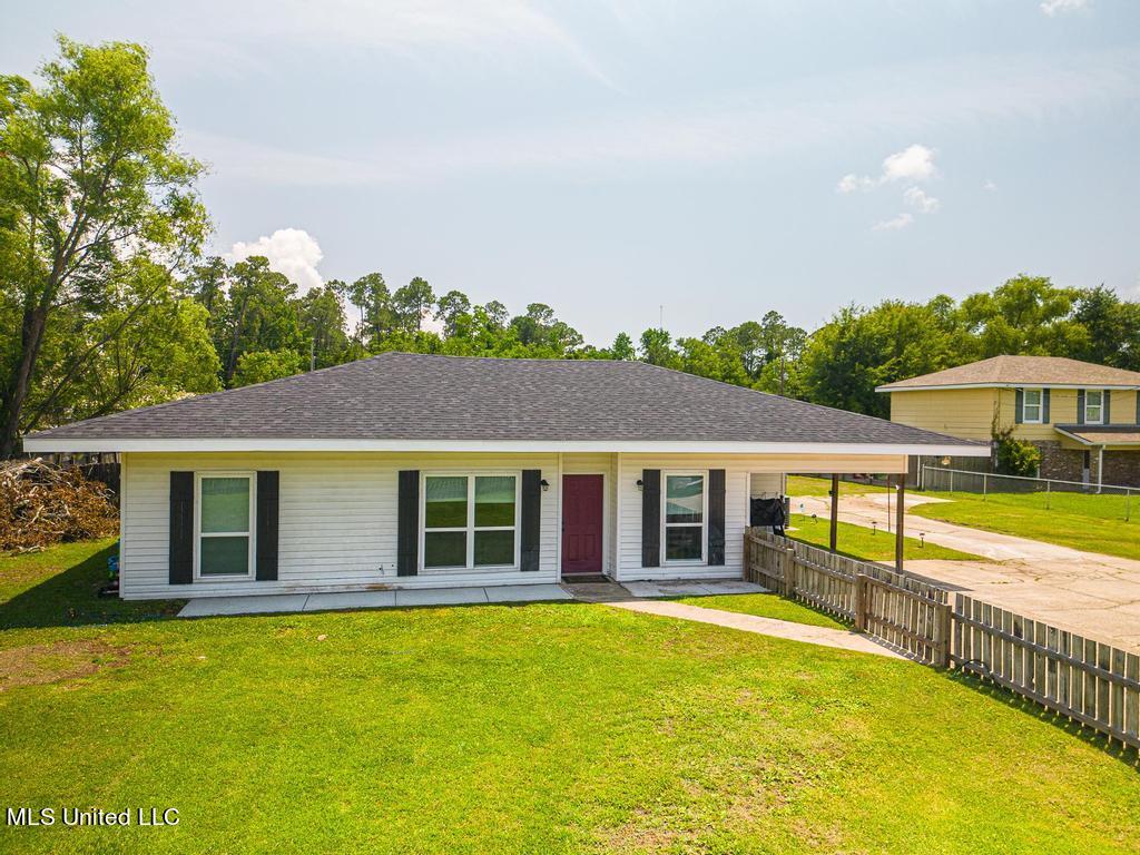 410 Old Spanish Trail Property Photo 2