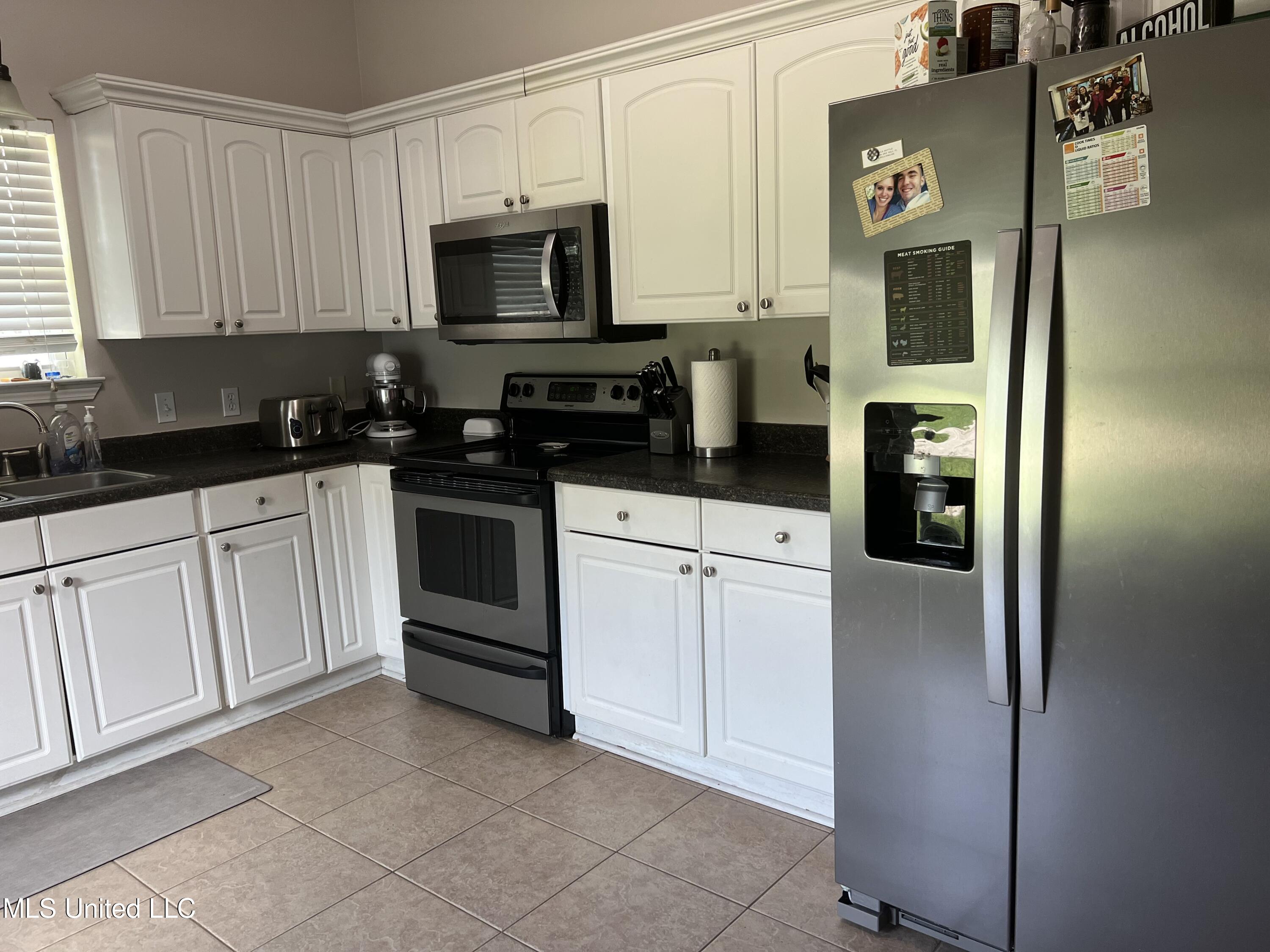 410 Old Spanish Trail Property Photo 4