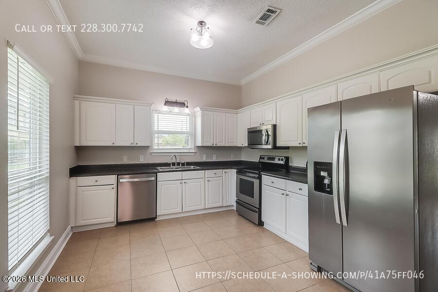 410 Old Spanish Trail Property Photo 6