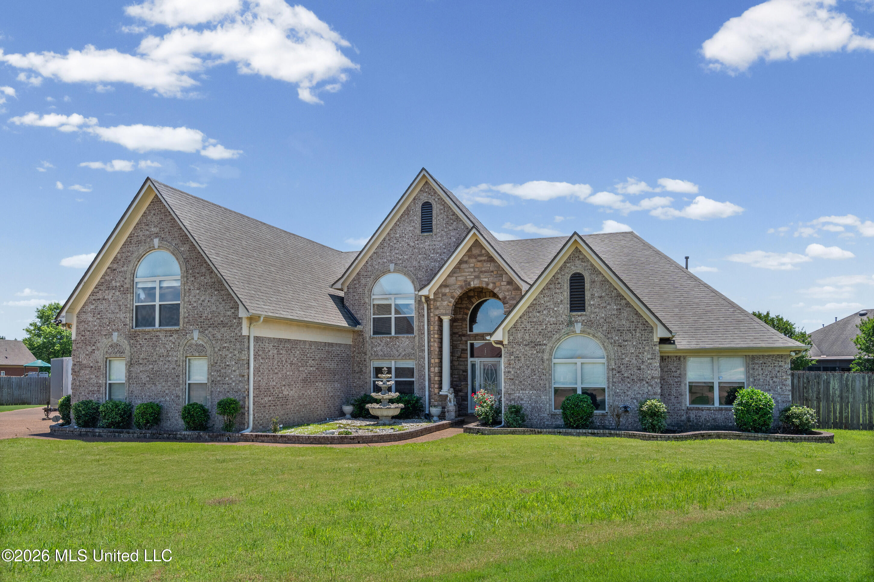 13343 Willow Nest Drive Property Photo 3
