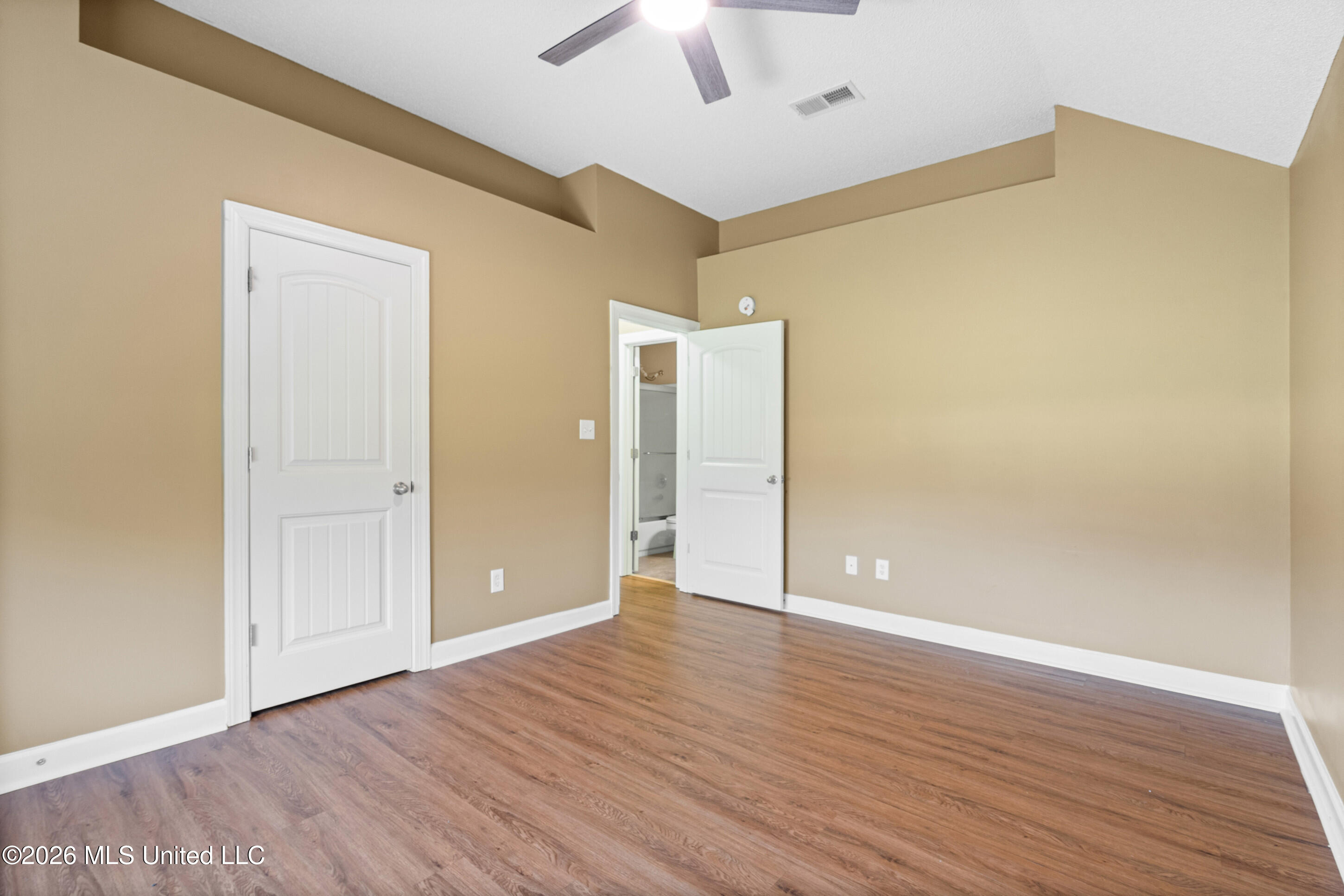 13343 Willow Nest Drive Property Photo 27