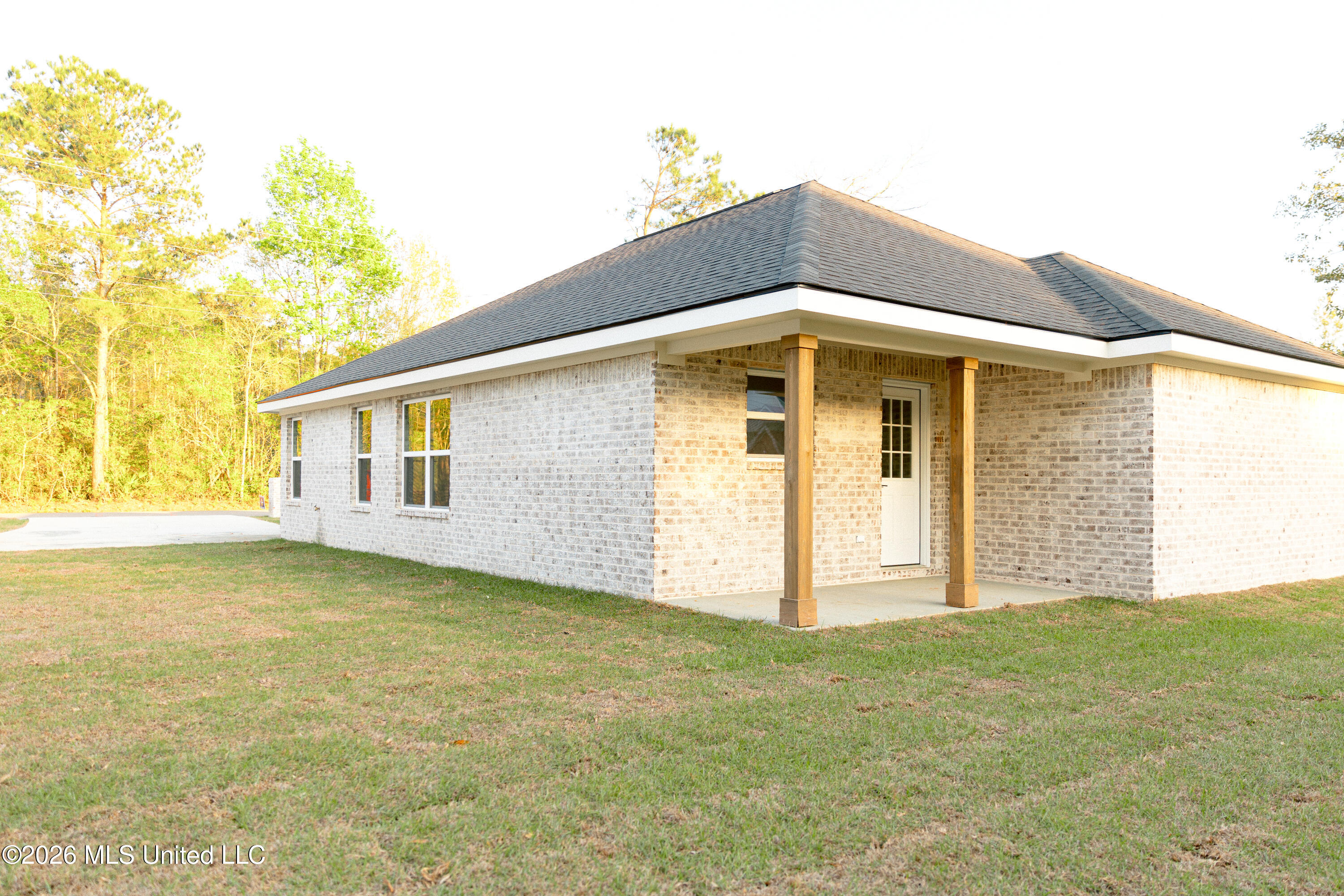 1812 Barracuda Drive Property Photo 4