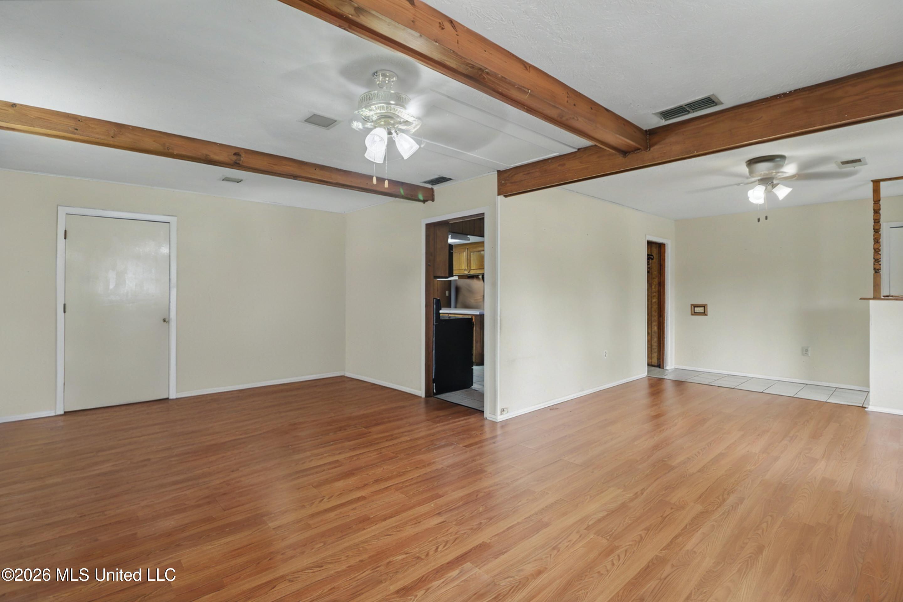 107 Vance Place Property Photo 4