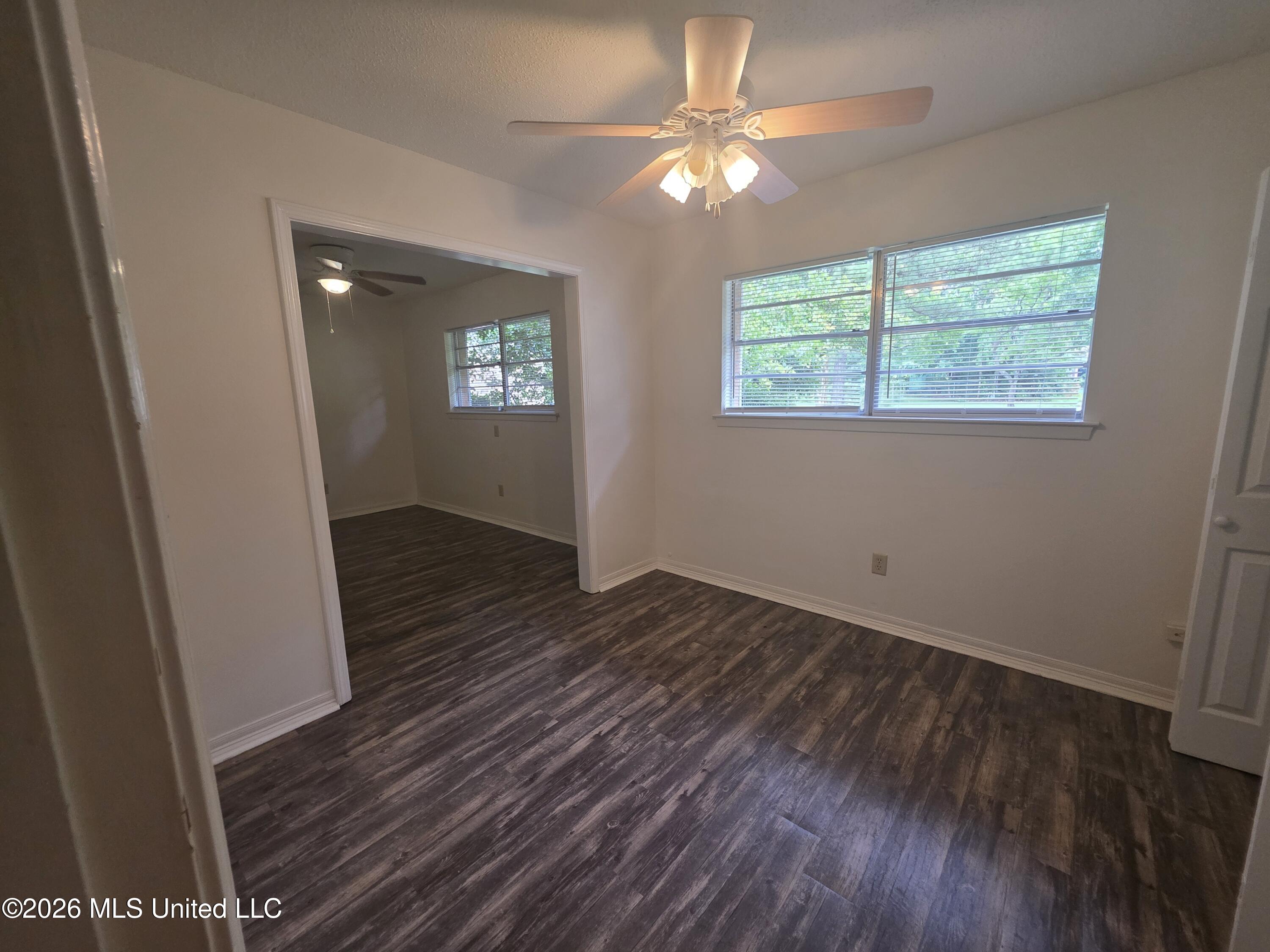 905 Spanish Acres Drive Property Photo 6