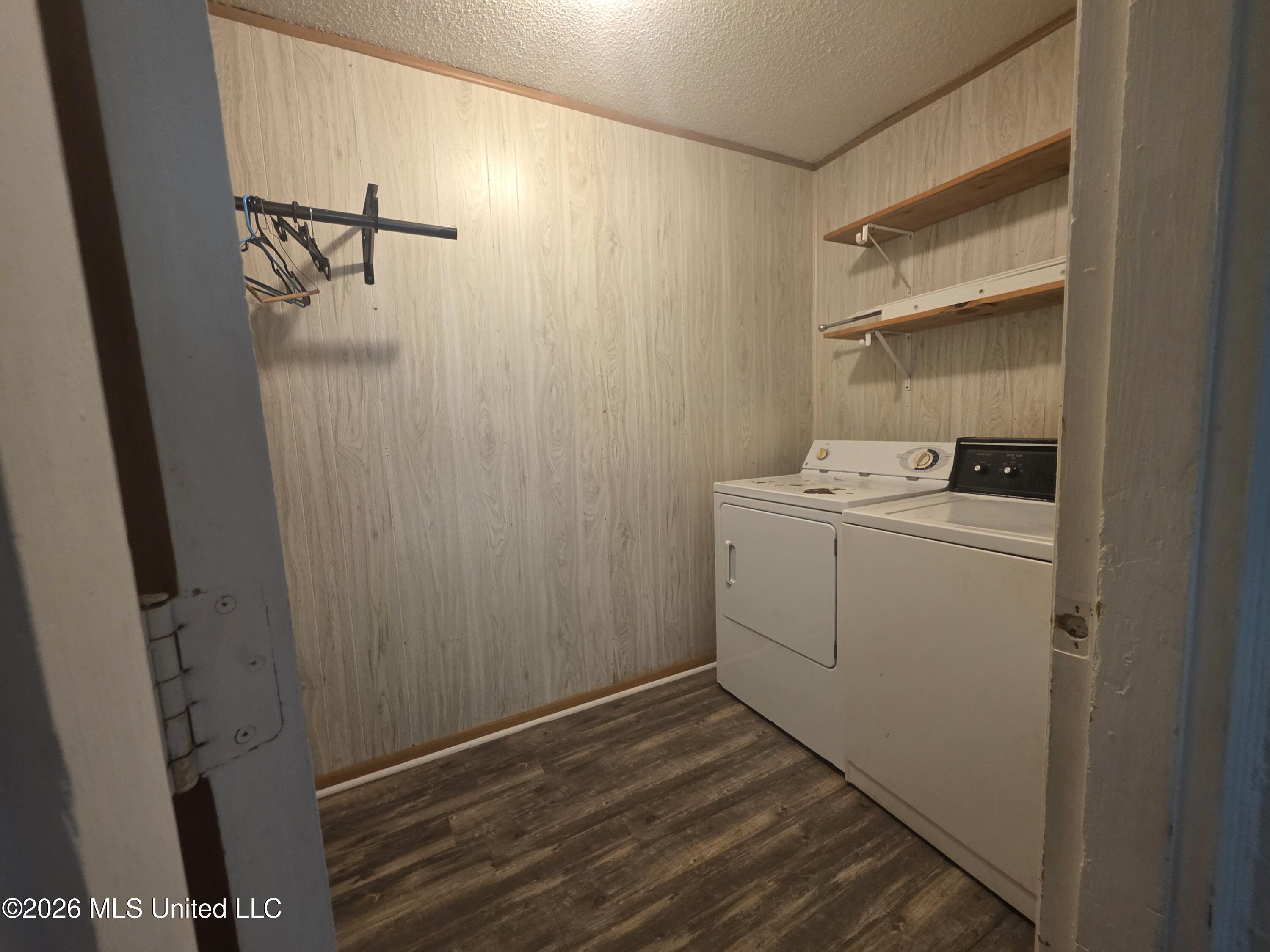 905 Spanish Acres Drive Property Photo 11