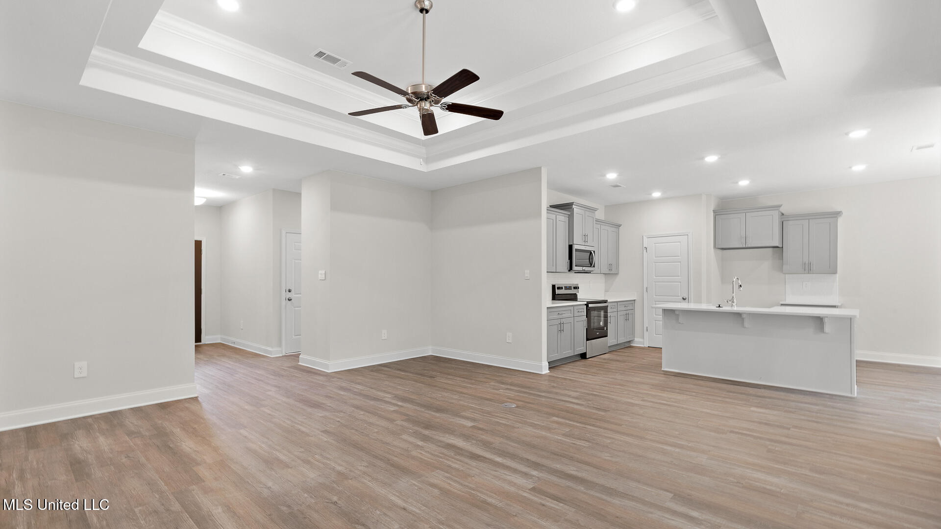 16206 Blue Ridge Drive Property Photo 6