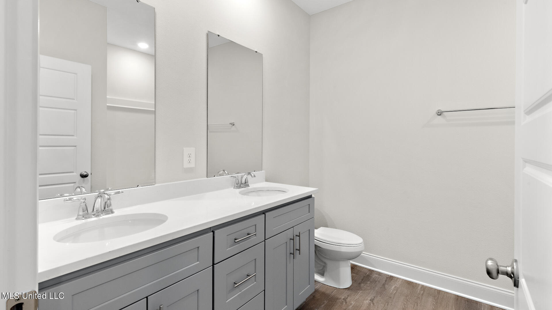16206 Blue Ridge Drive Property Photo 22