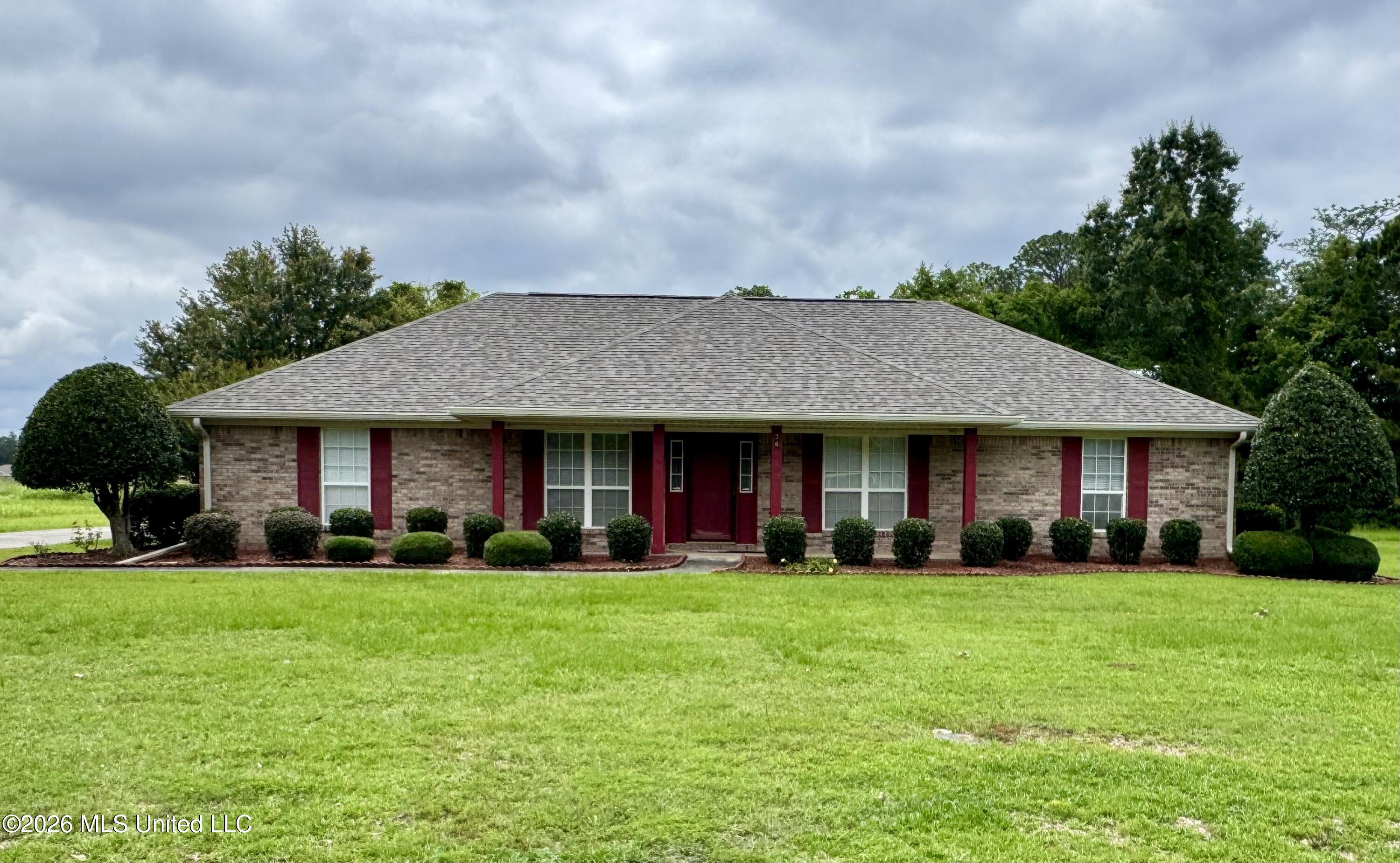 36 Maci Lane Property Photo 1