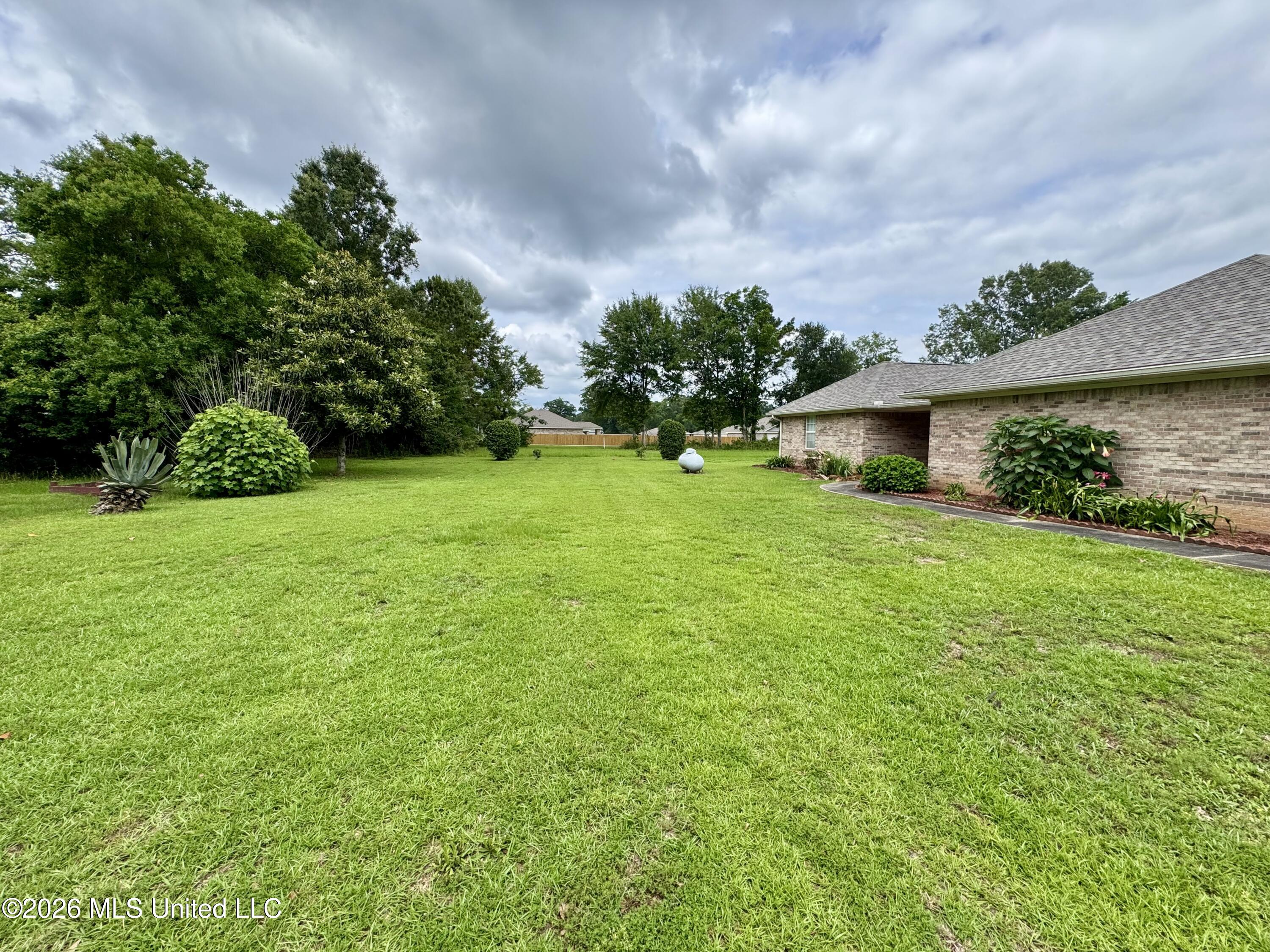 36 Maci Lane Property Photo 8
