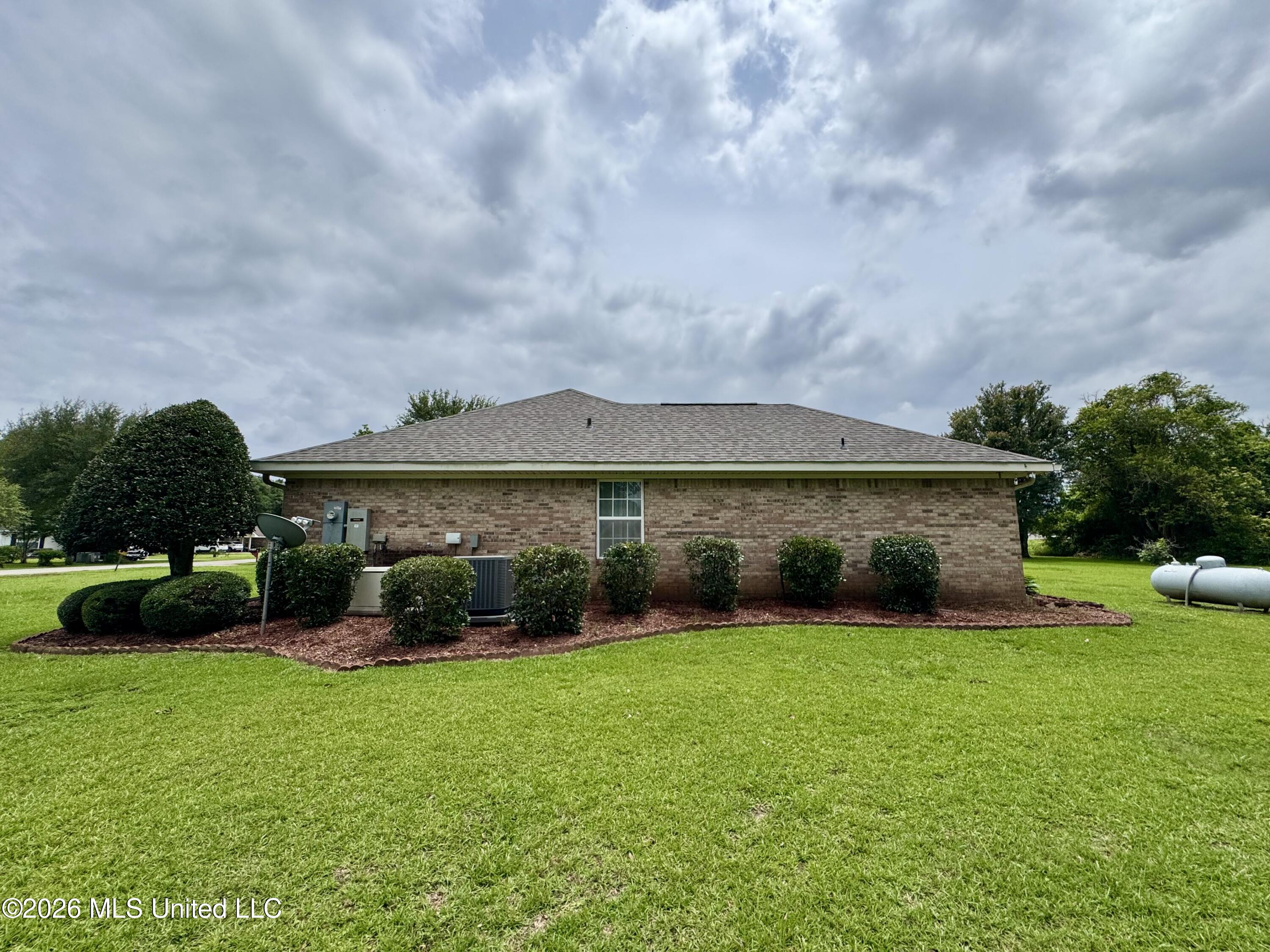 36 Maci Lane Property Photo 11