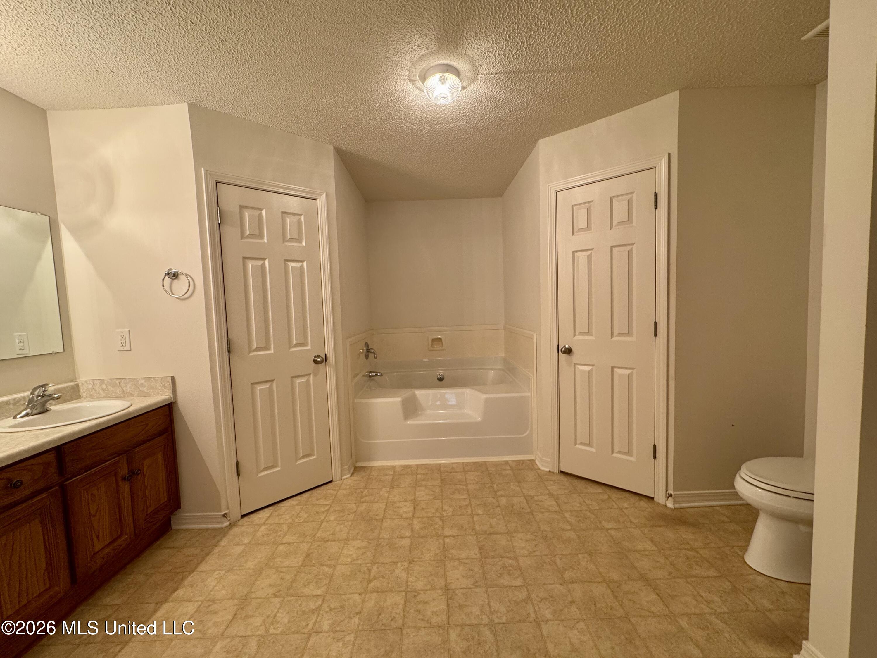 36 Maci Lane Property Photo 30