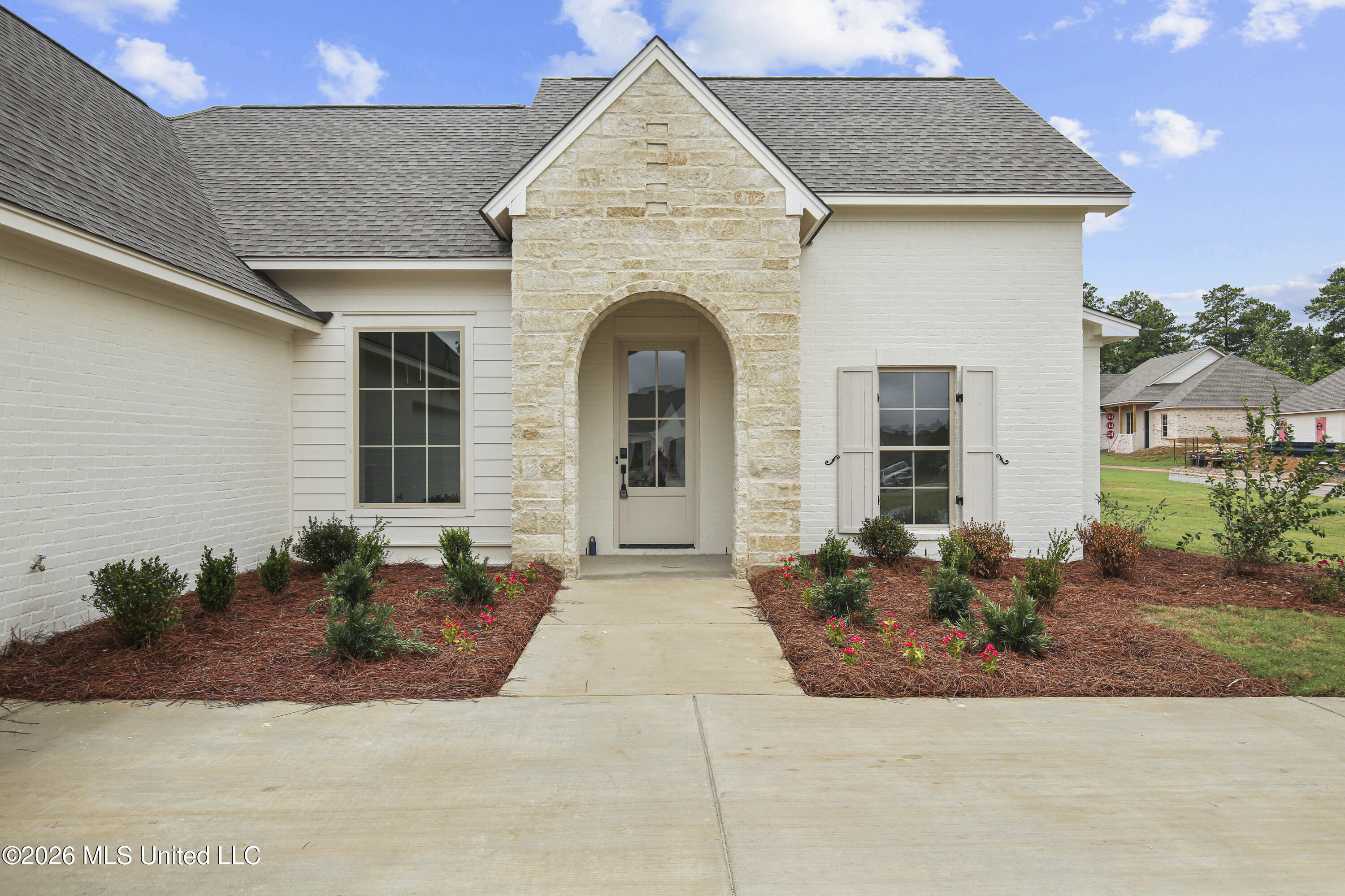201 Benners Lane Property Photo 2