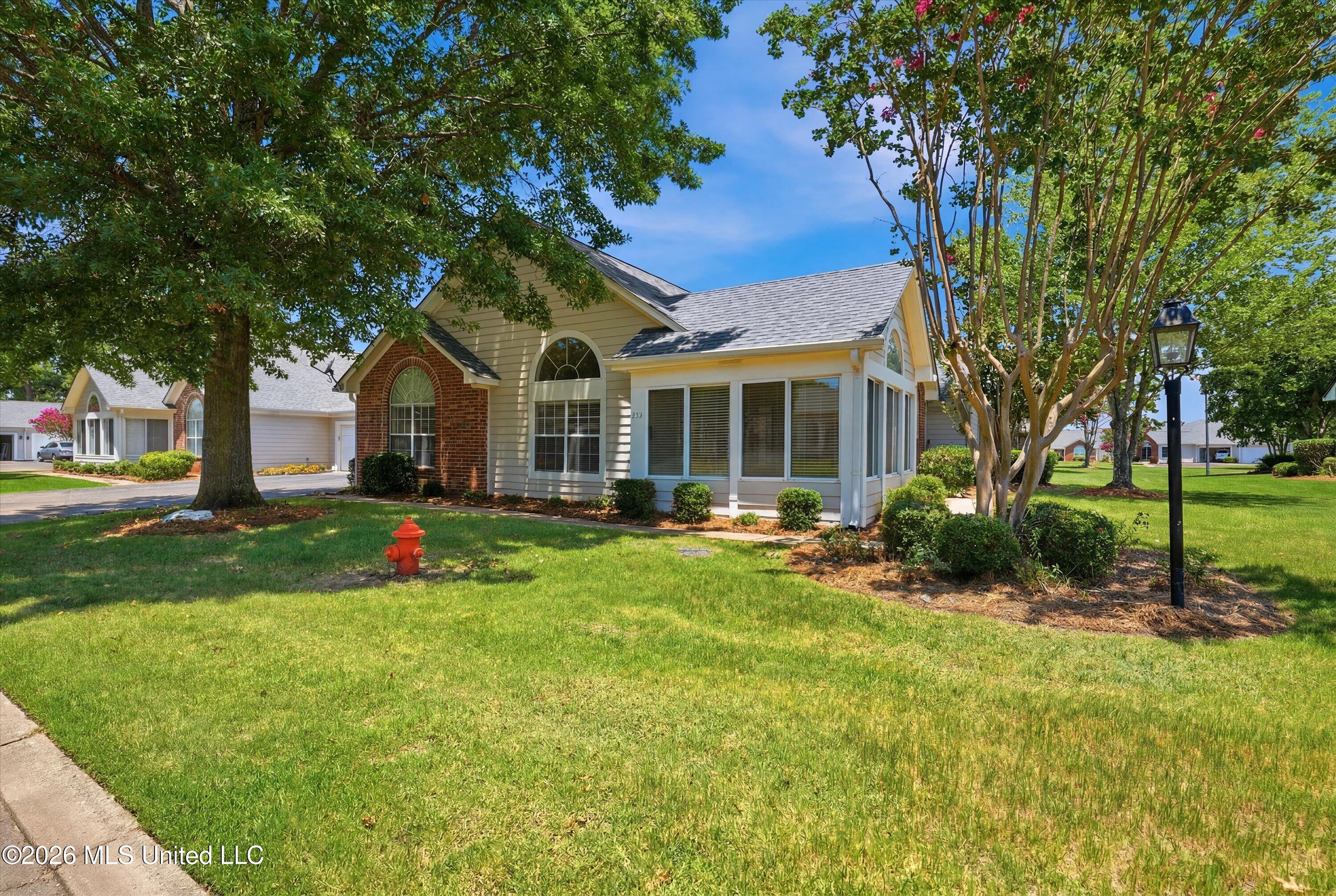 1123 Gerrits Landing Property Photo 2