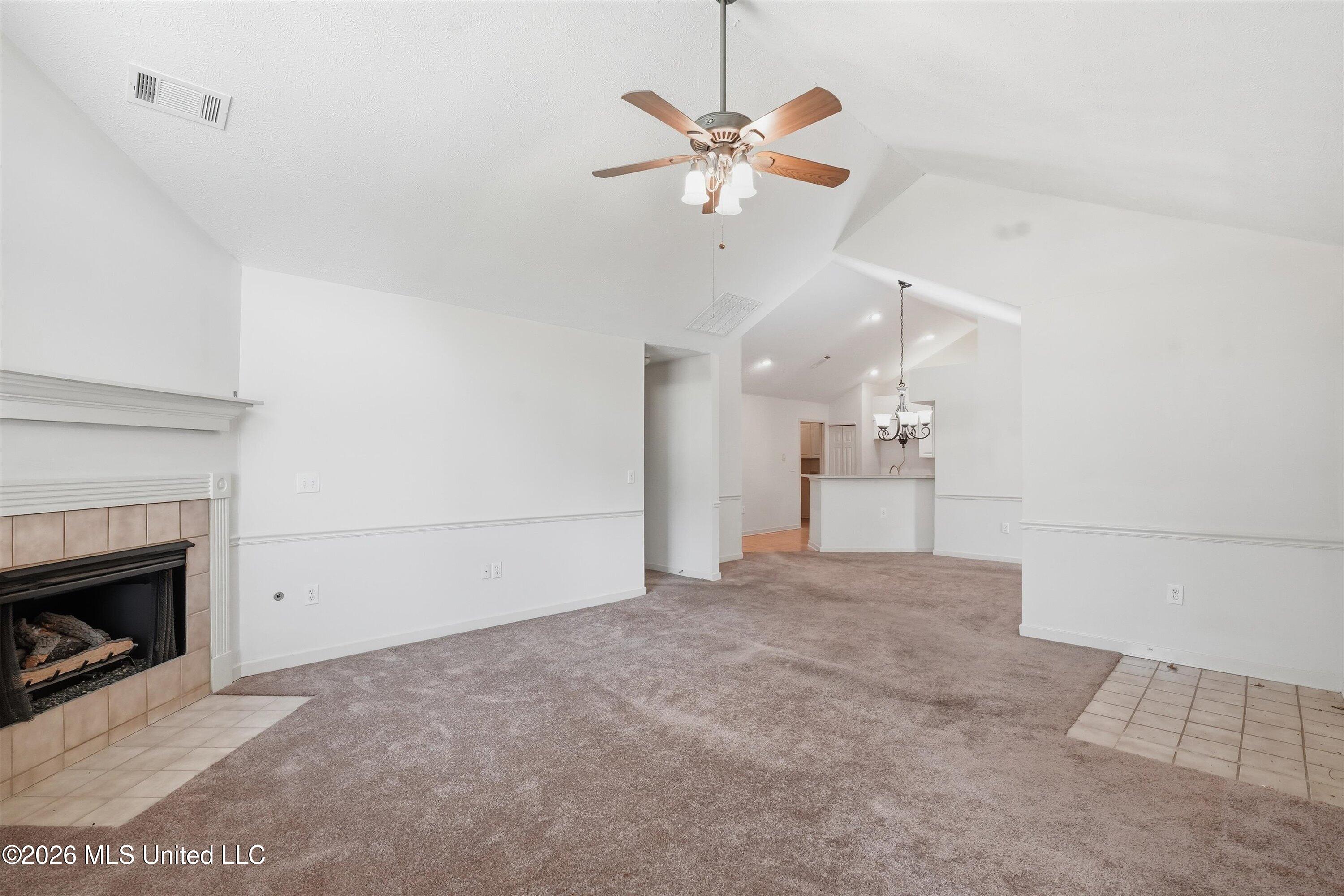 1123 Gerrits Landing Property Photo 6