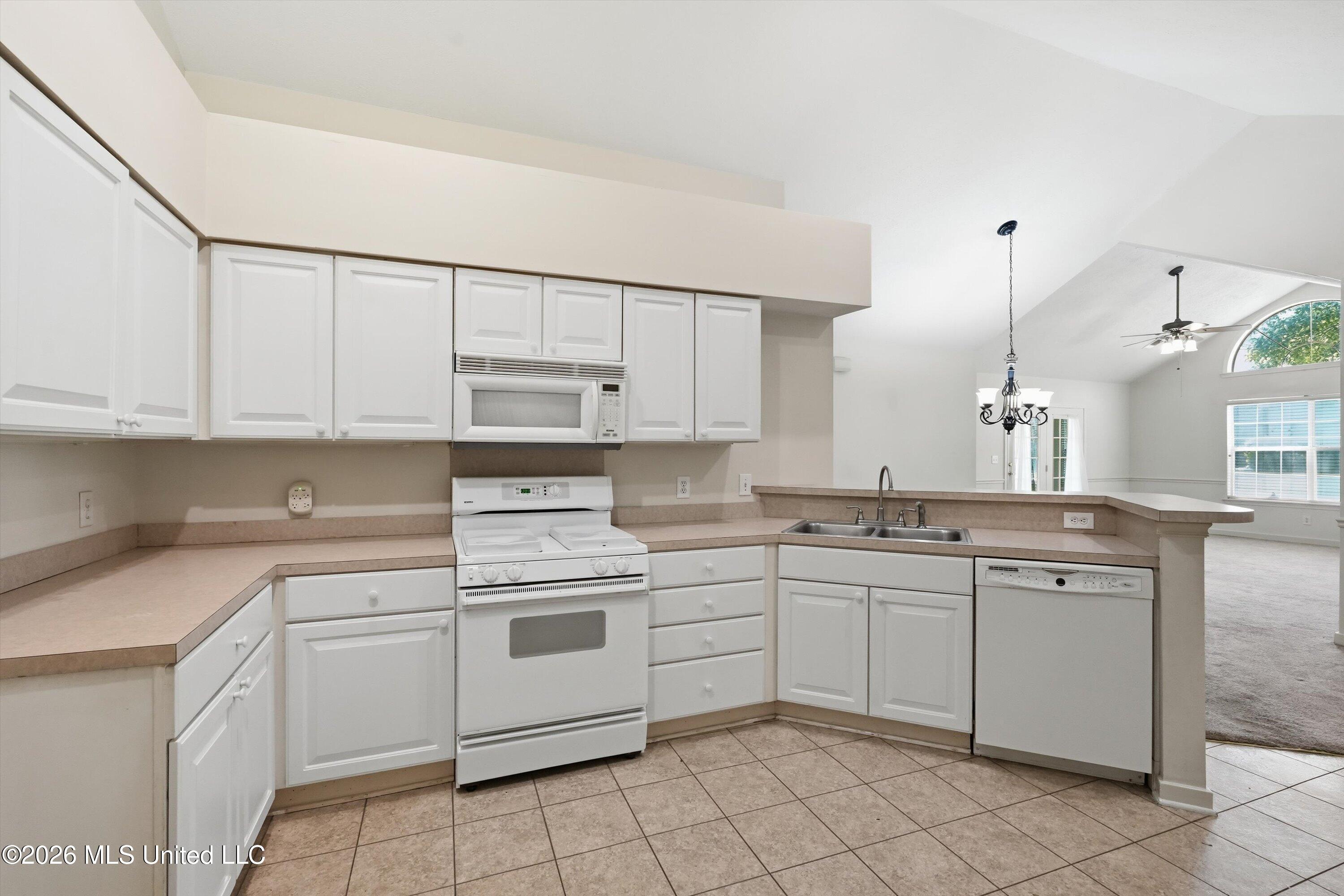 1123 Gerrits Landing Property Photo 14