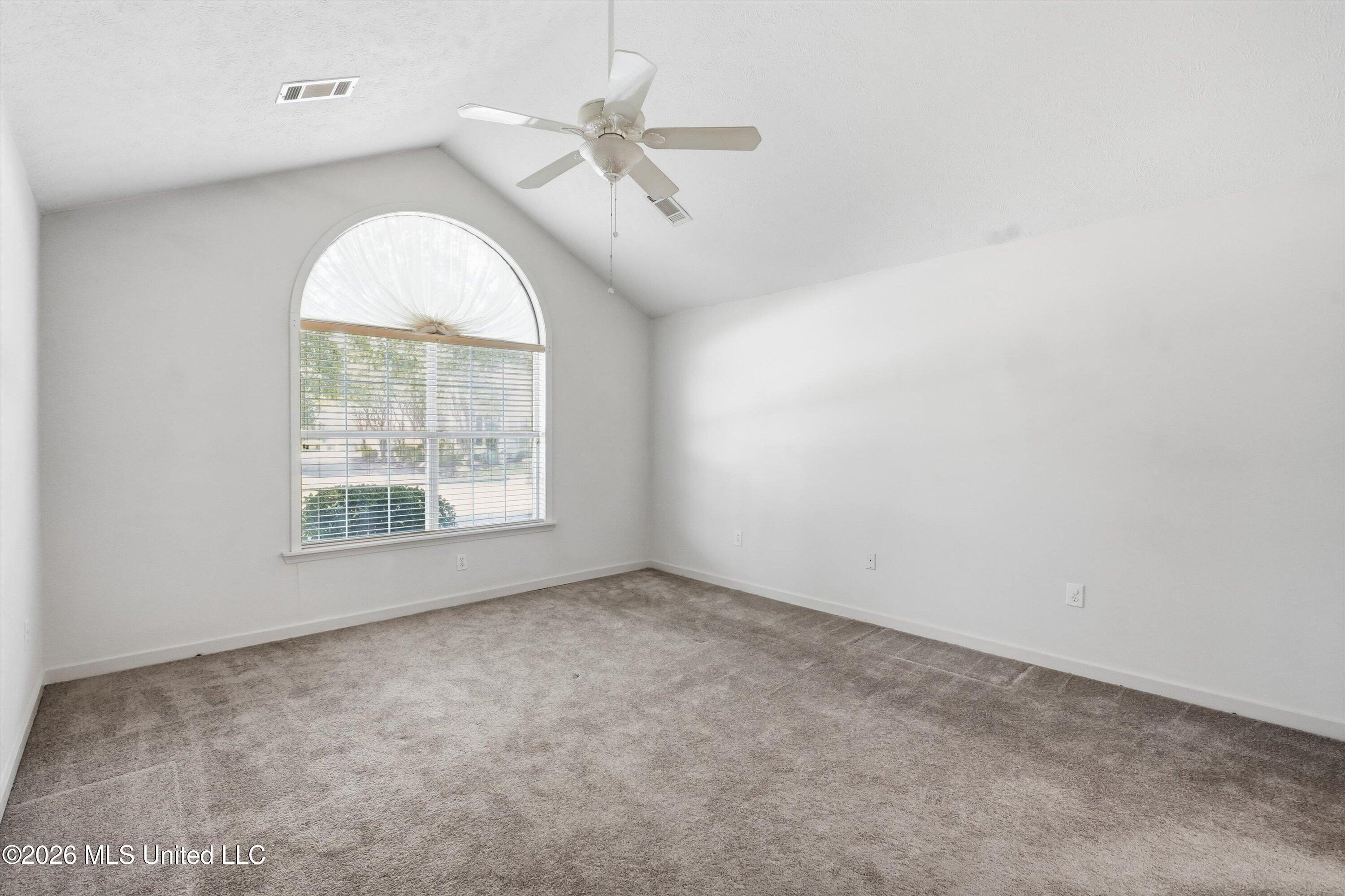 1123 Gerrits Landing Property Photo 18