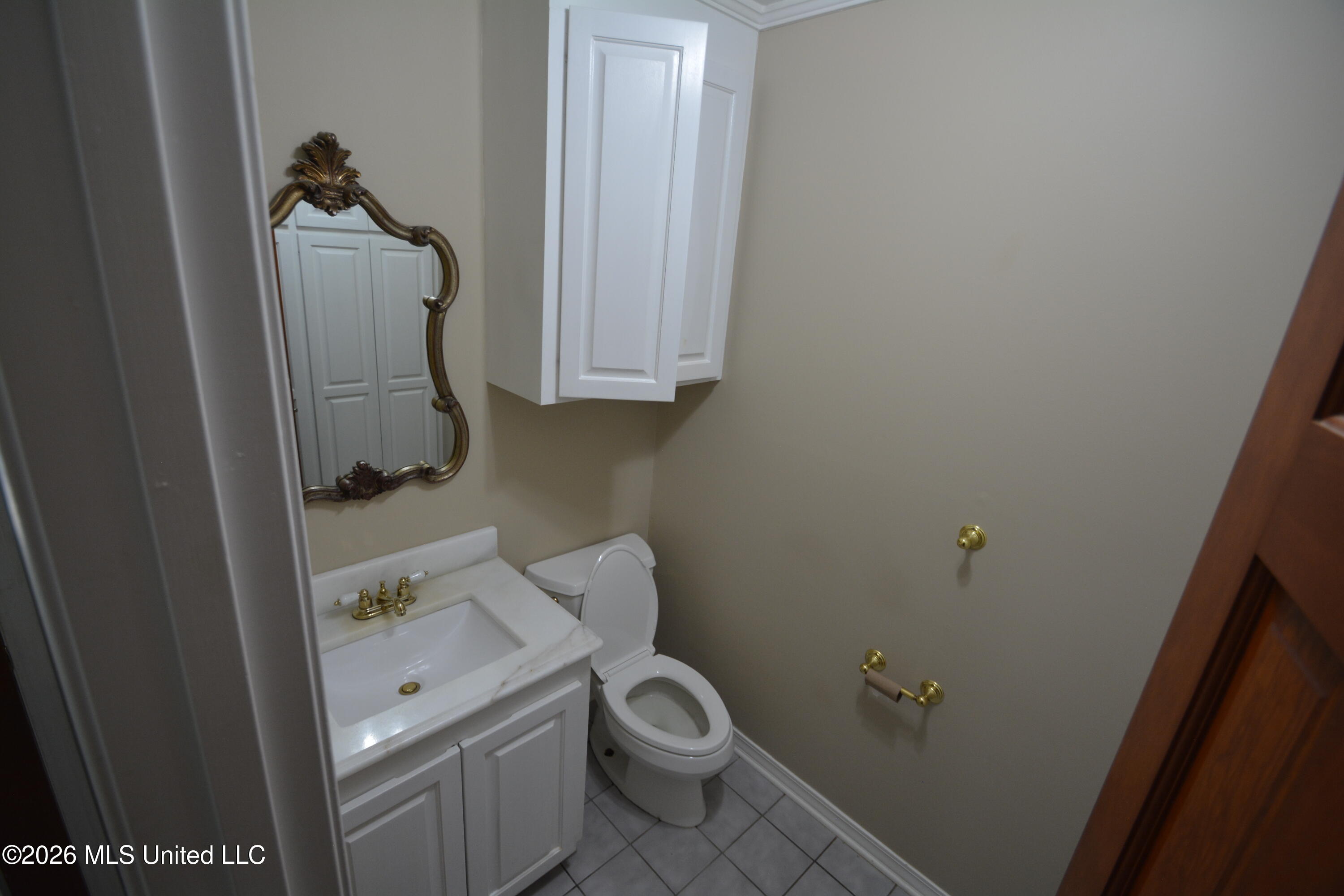112 Tall Oaks Street Property Photo 28