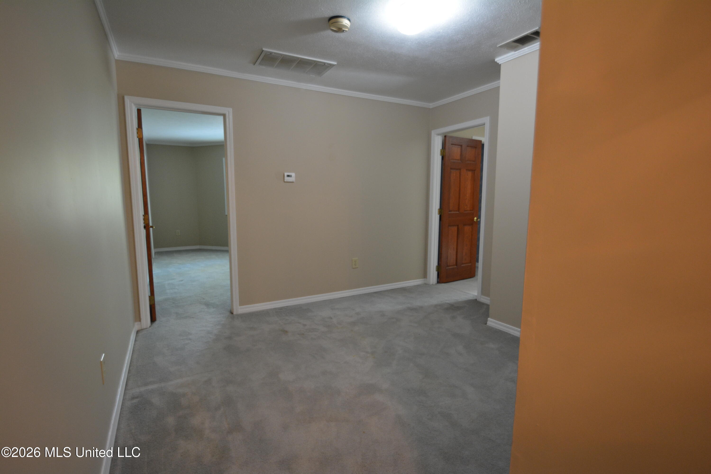 112 Tall Oaks Street Property Photo 34