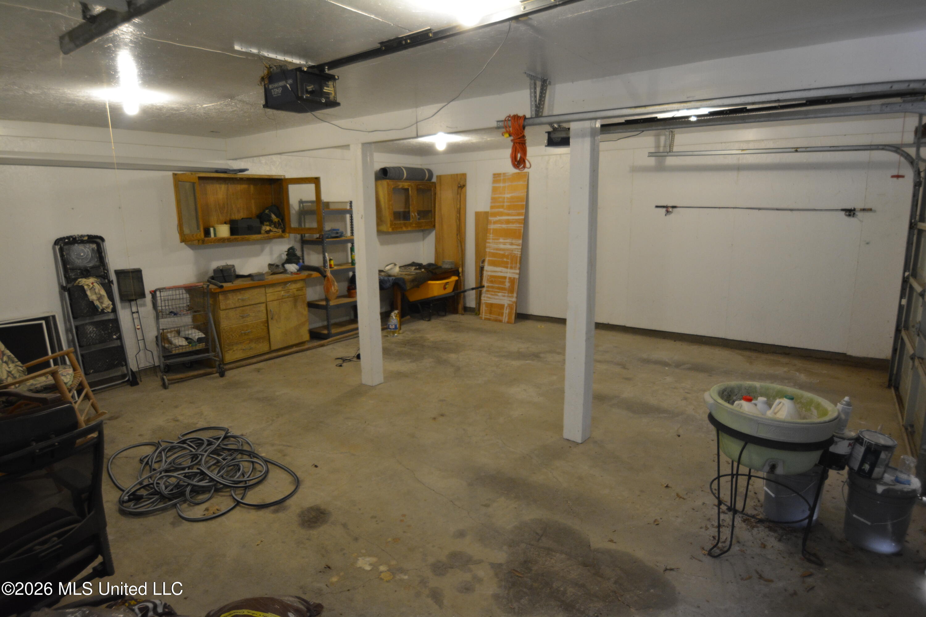 112 Tall Oaks Street Property Photo 48