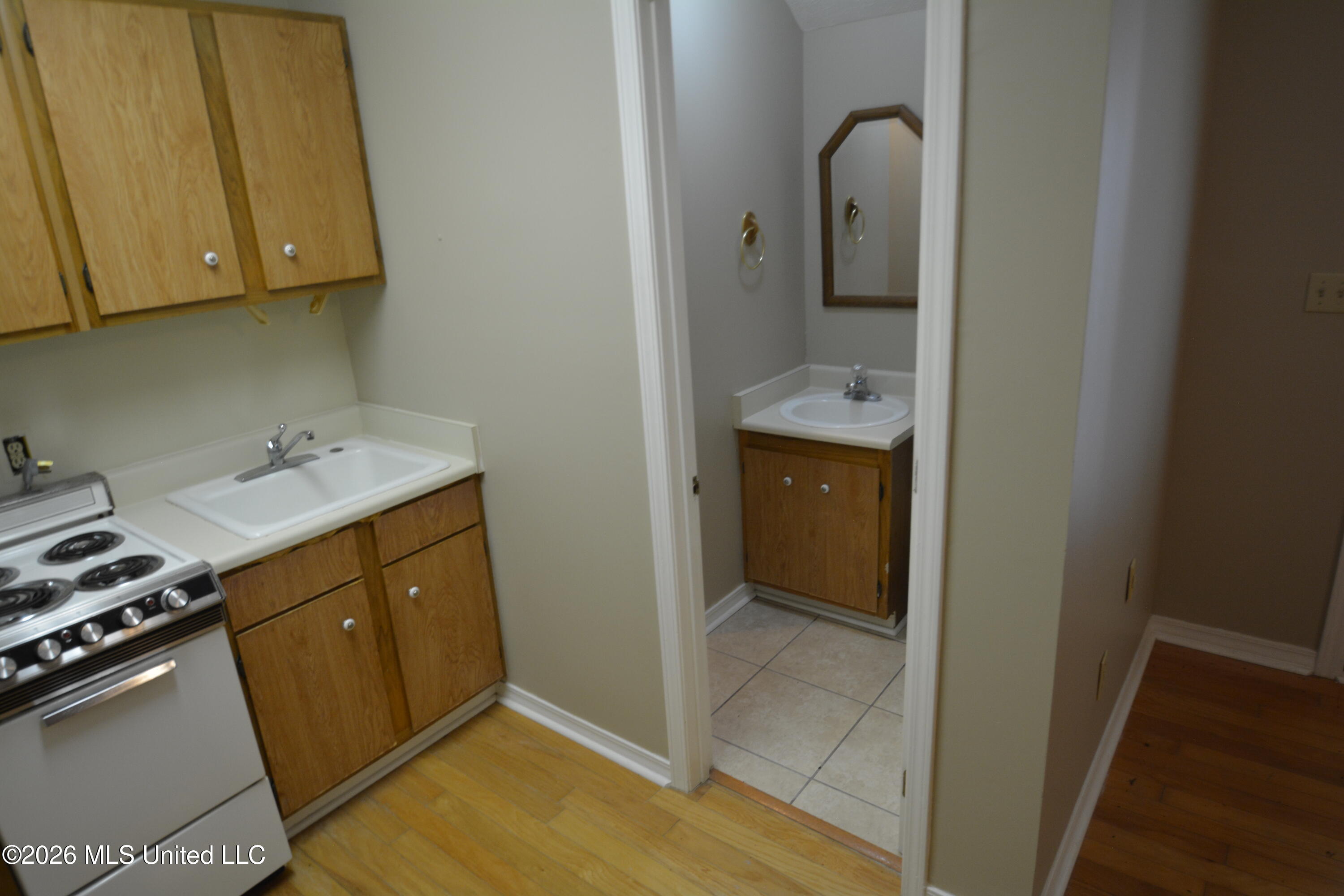 112 Tall Oaks Street Property Photo 57