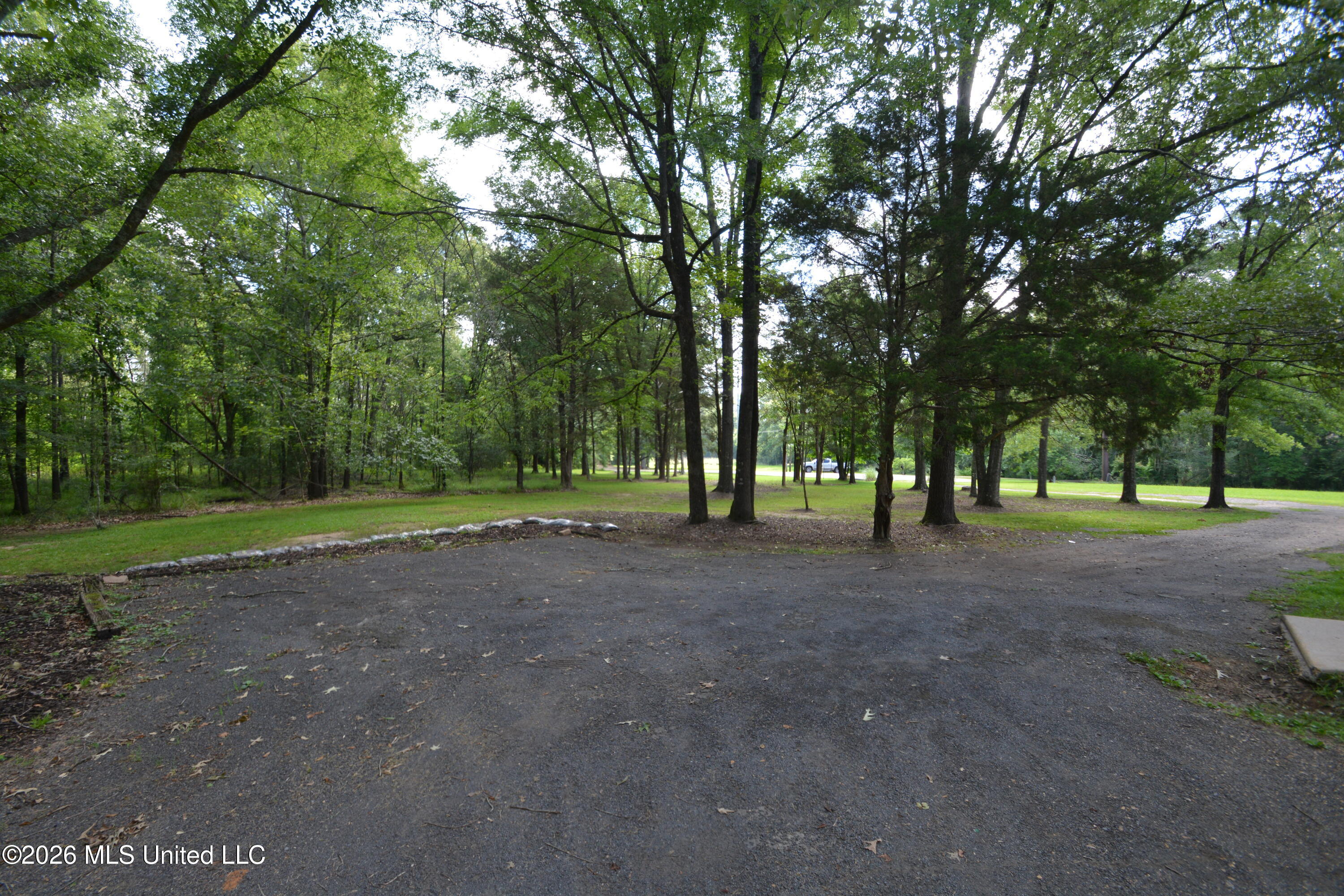 112 Tall Oaks Street Property Photo 64