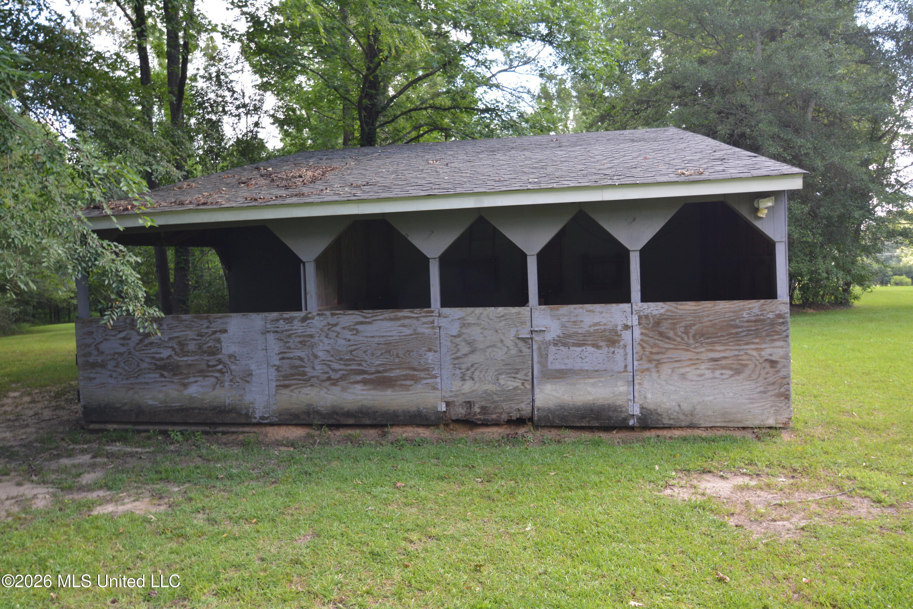 112 Tall Oaks Street Property Photo 72