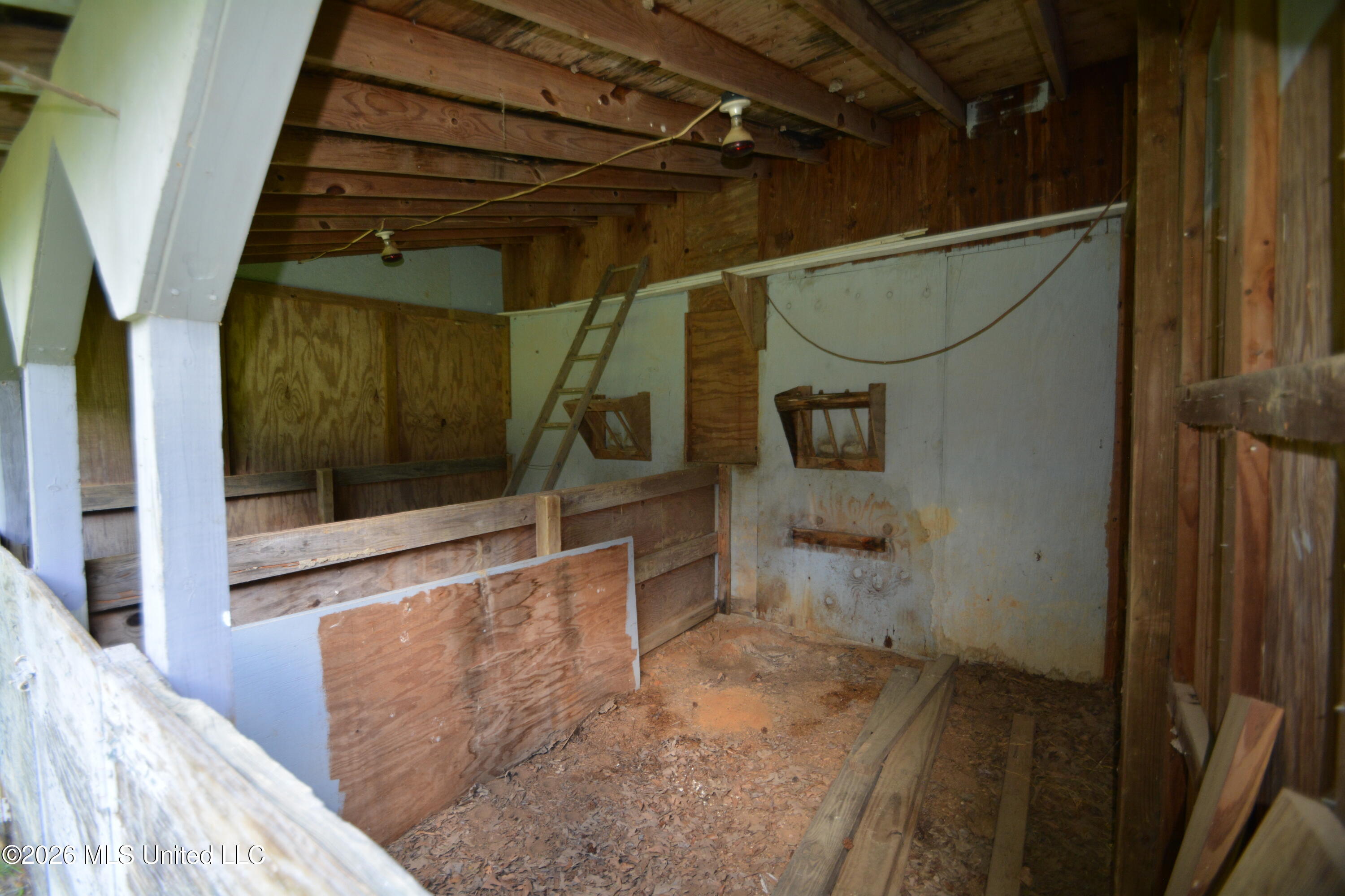 112 Tall Oaks Street Property Photo 73