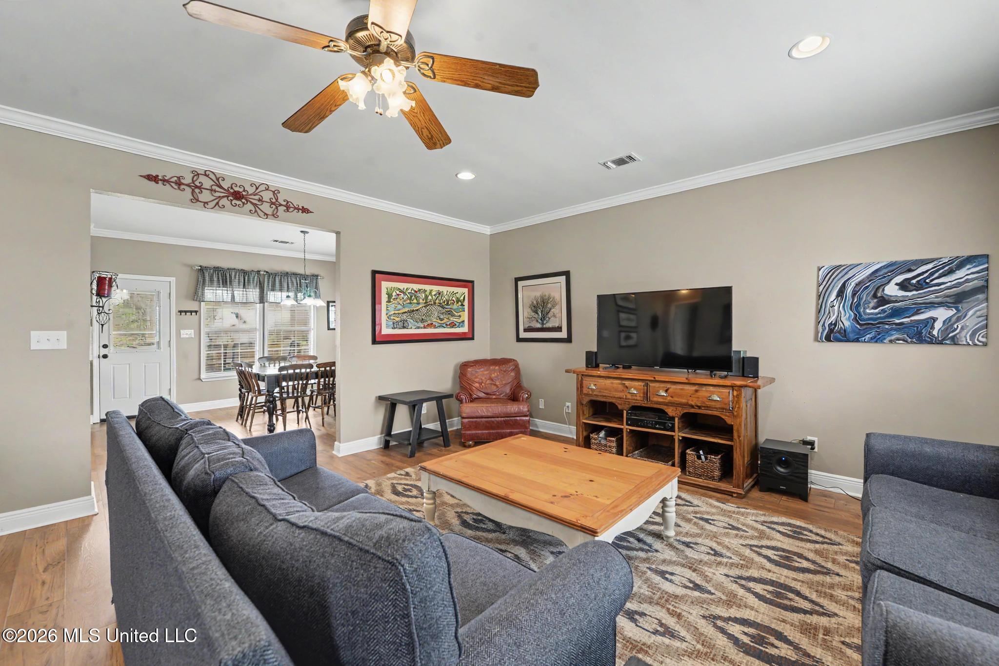15015 Sioux Place Property Photo 7