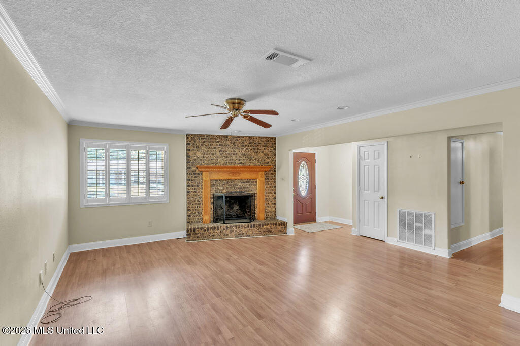 1513 Woodhaven Street Property Photo 8