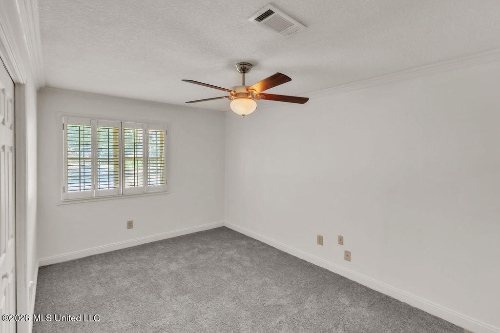 1513 Woodhaven Street Property Photo 24