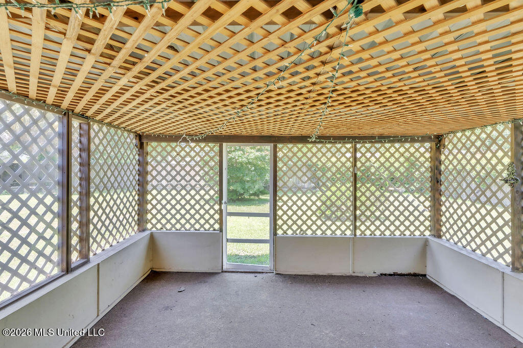 1513 Woodhaven Street Property Photo 29