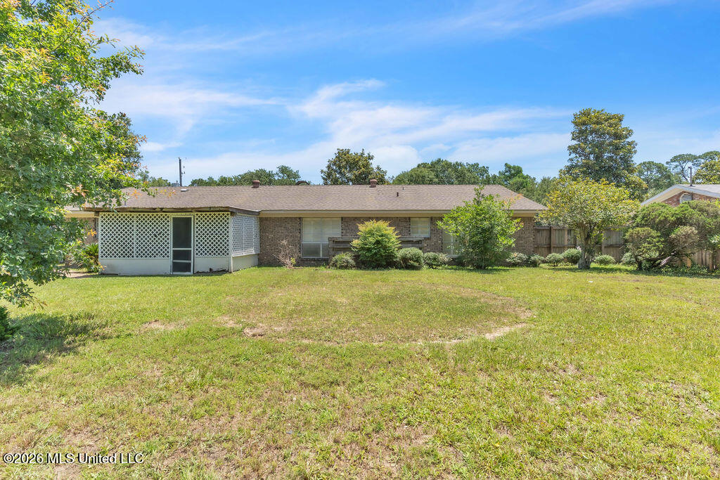 1513 Woodhaven Street Property Photo 30