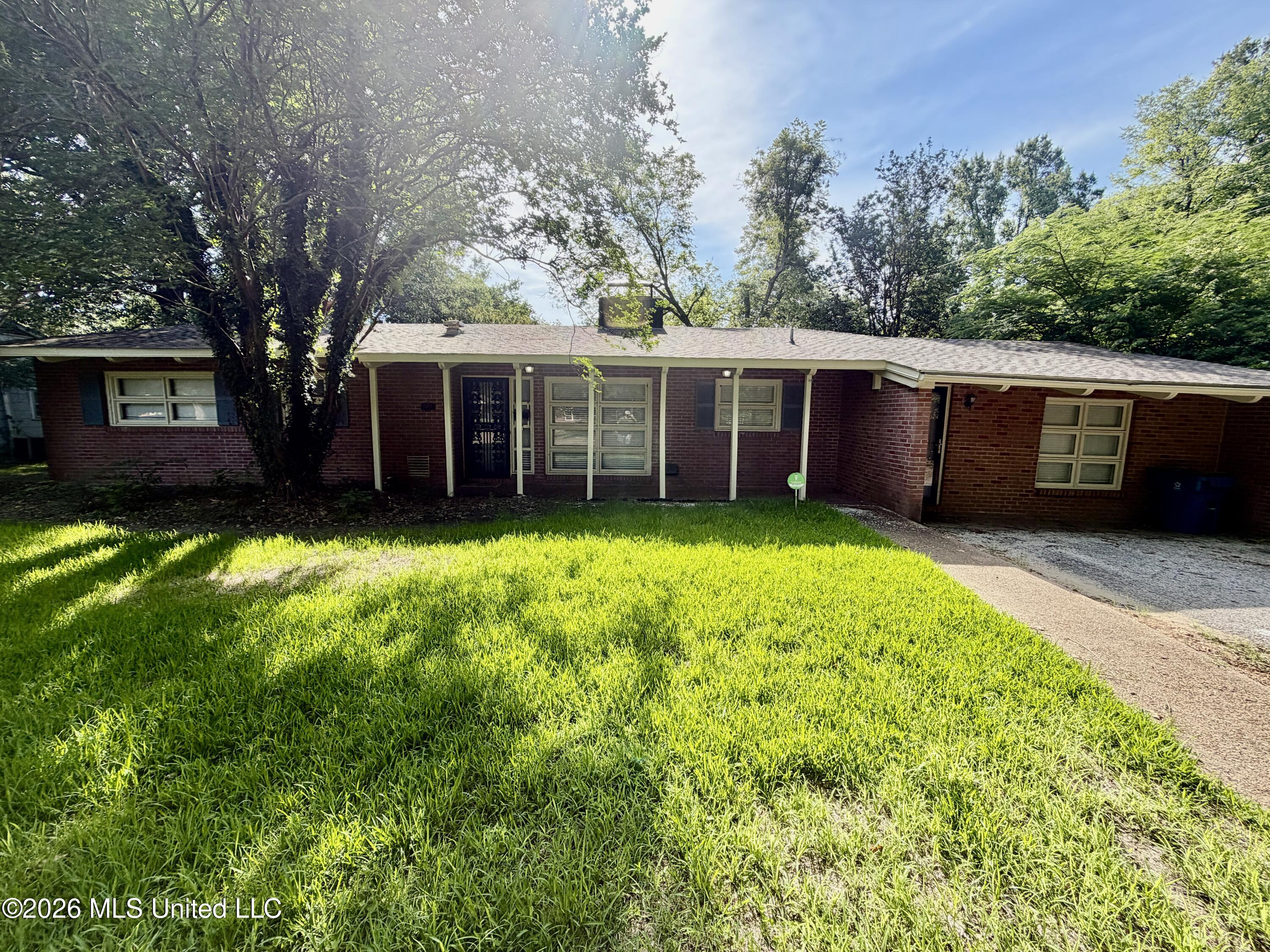1414 Shelby Drive Property Photo 1