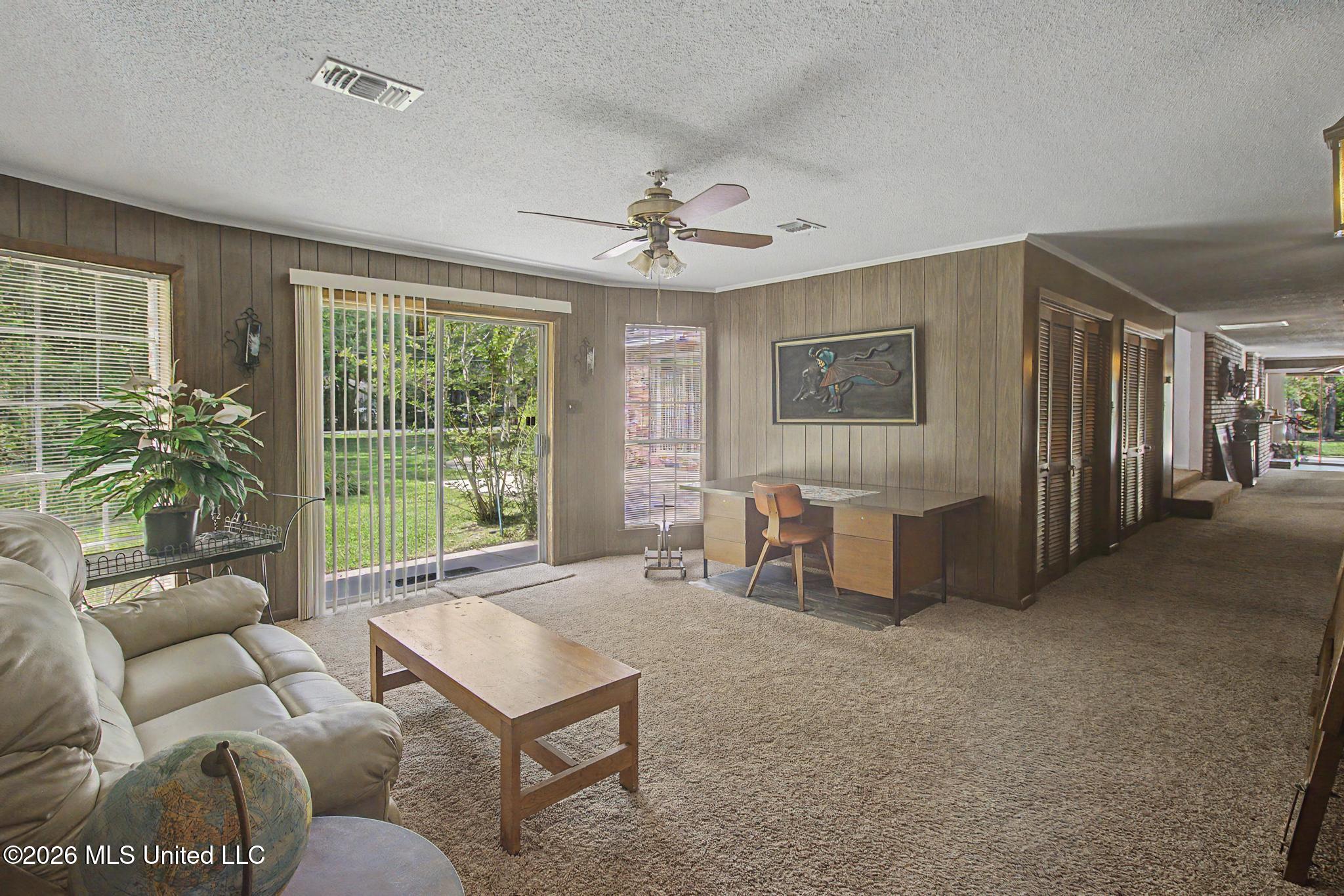 16066 Landon Road Property Photo 11