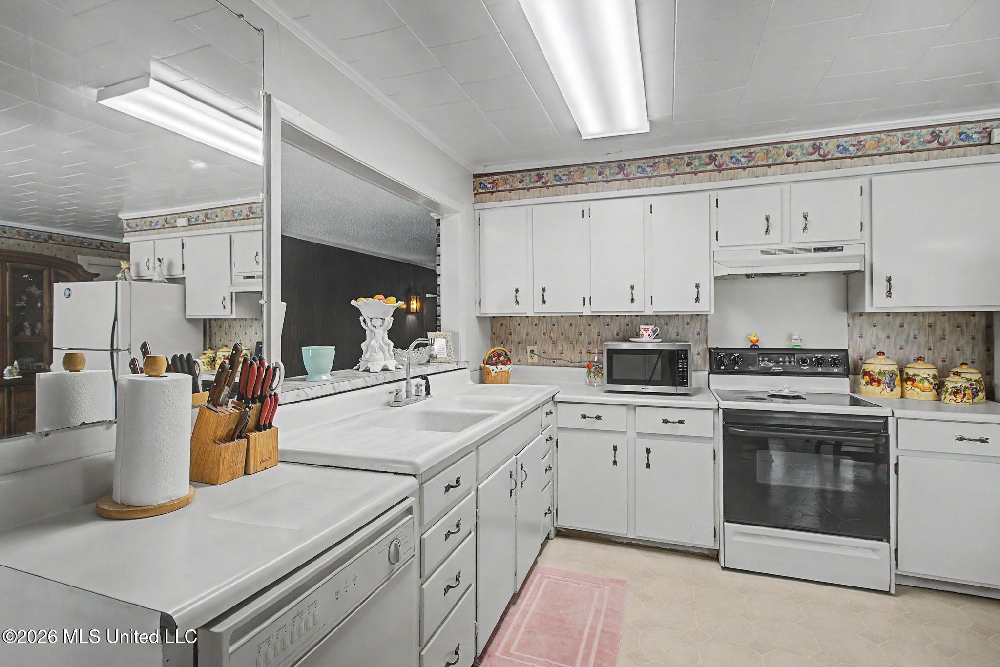 16066 Landon Road Property Photo 12
