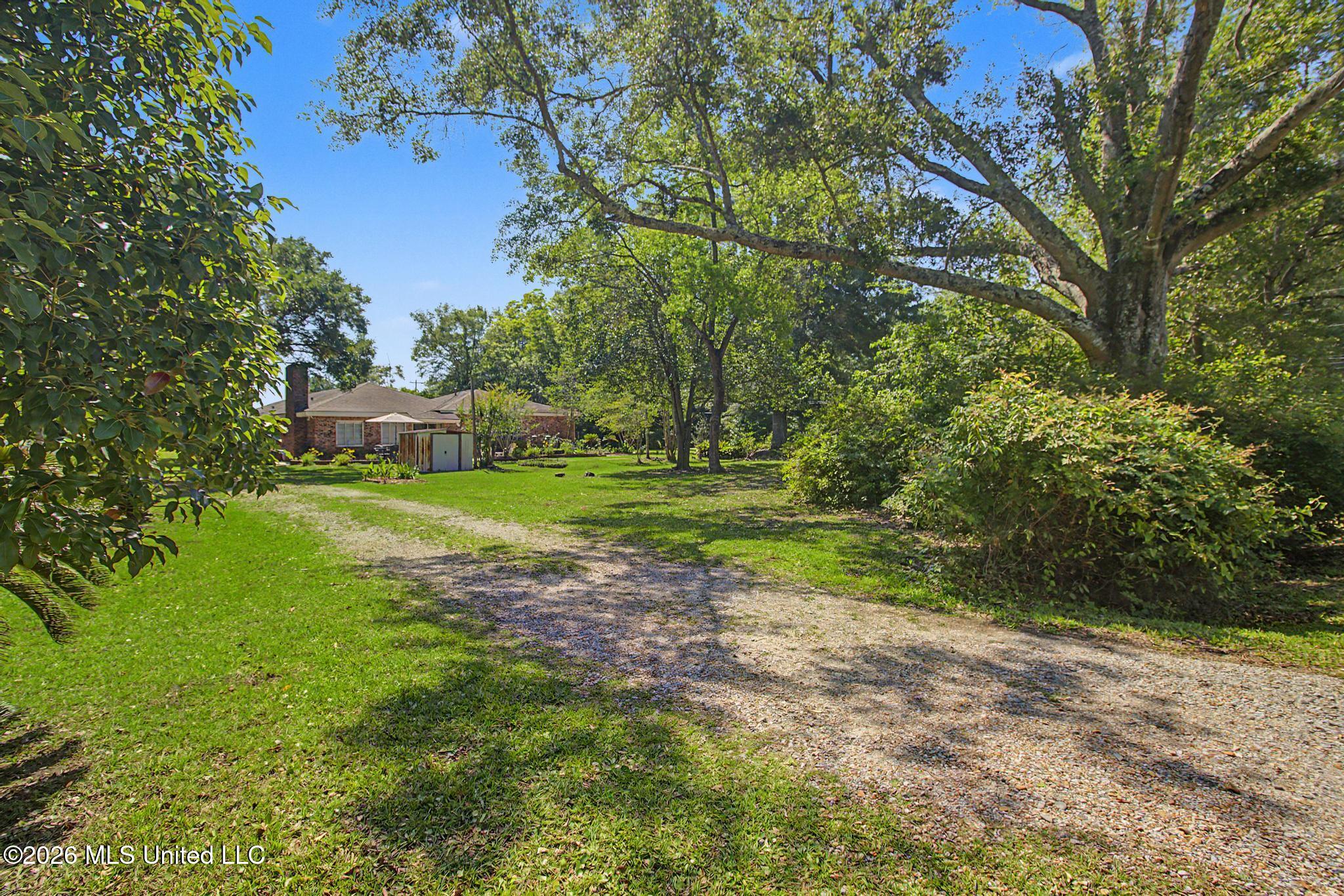 16066 Landon Road Property Photo 27