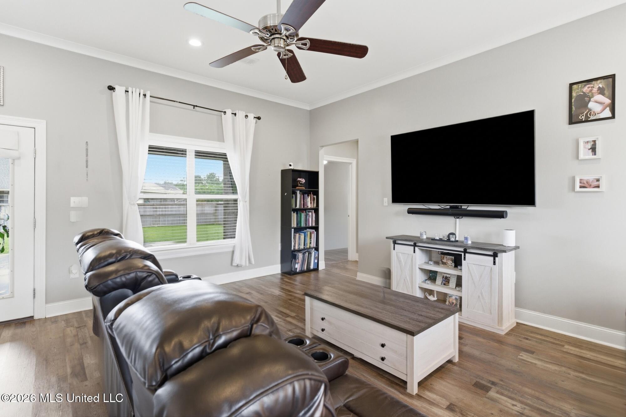 34 Castlewoods Way Property Photo 10