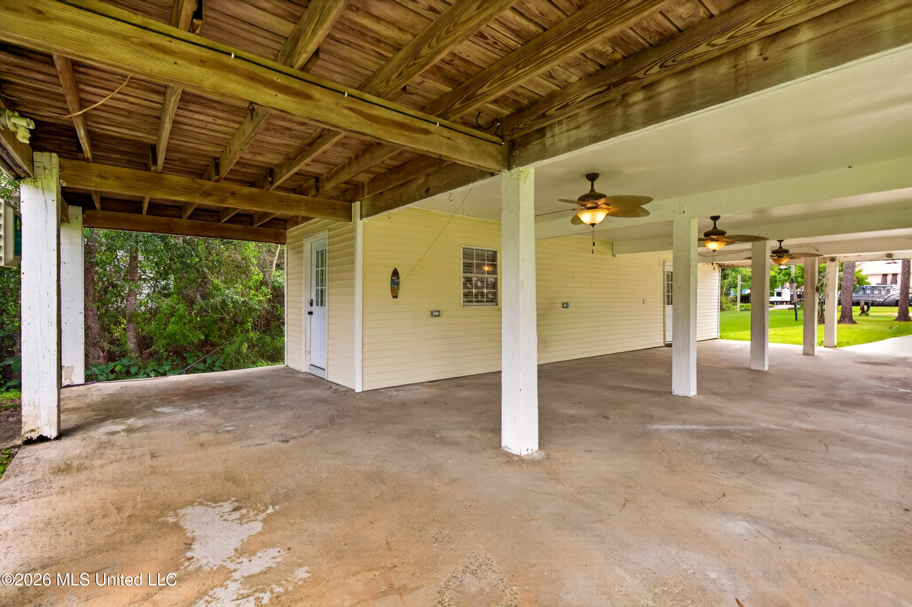 6330 Pontiac Drive Property Photo 6