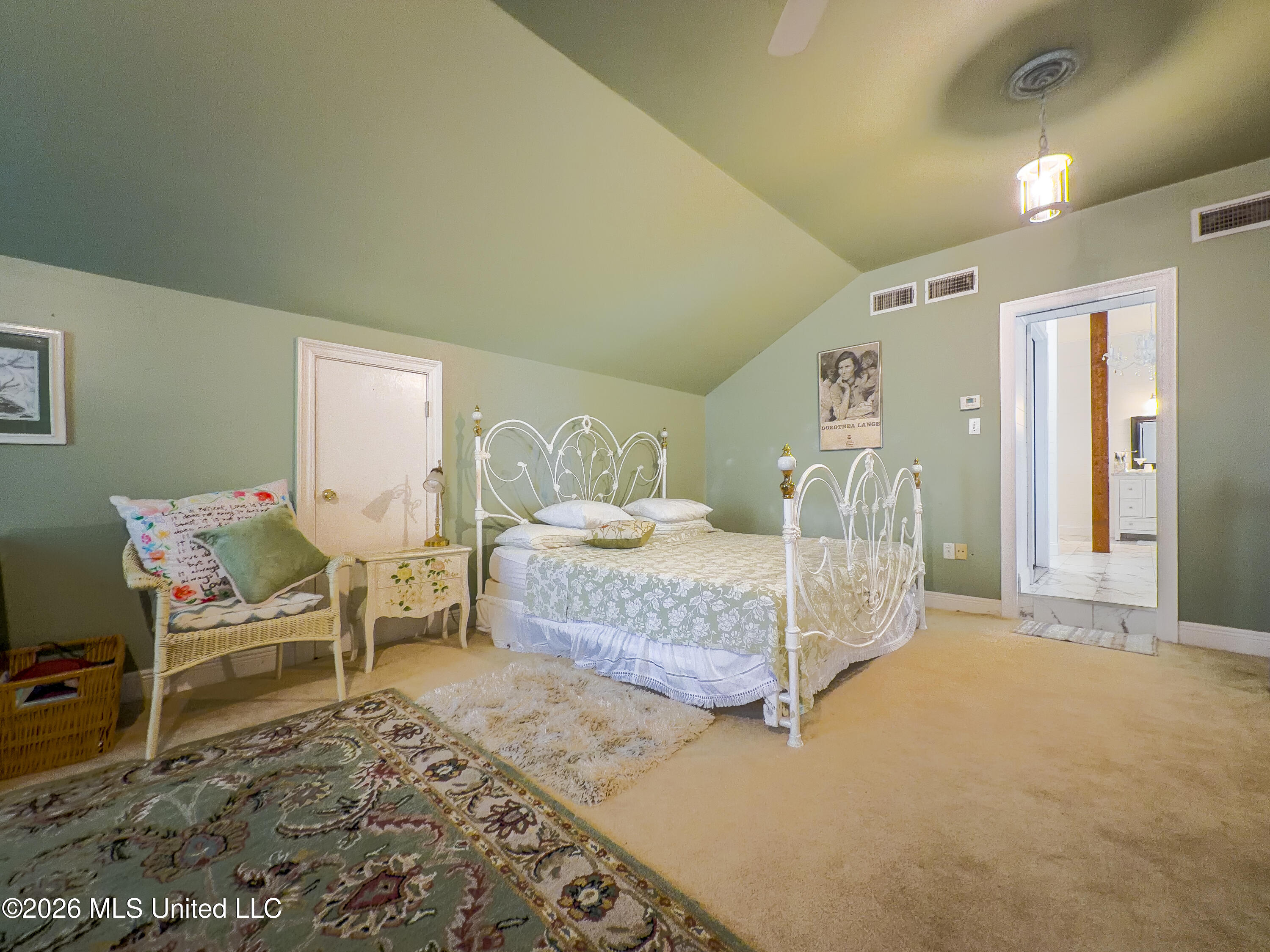 197 Blue Heron Cove Property Photo 12