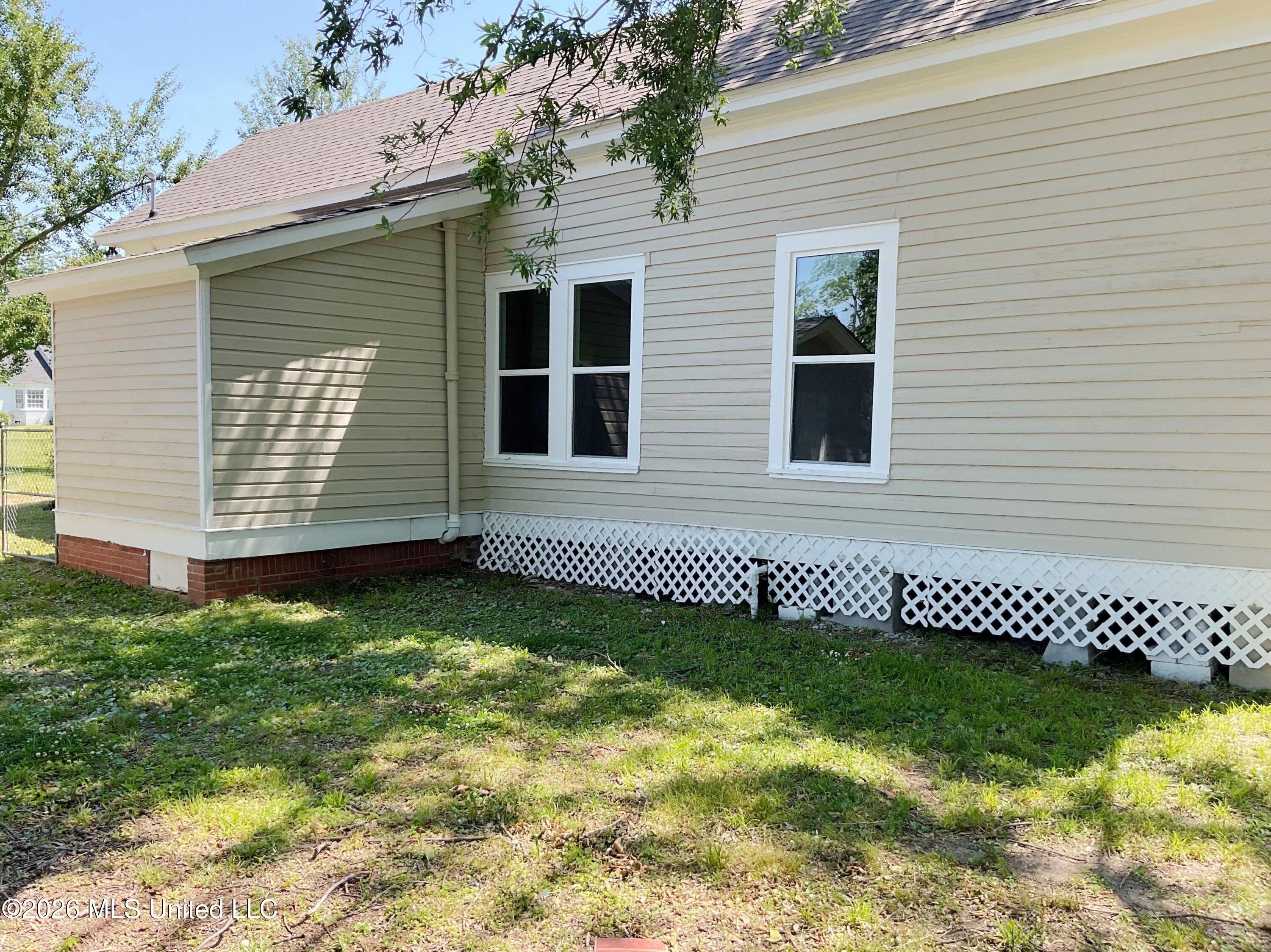 1111 2nd Street Property Photo 25
