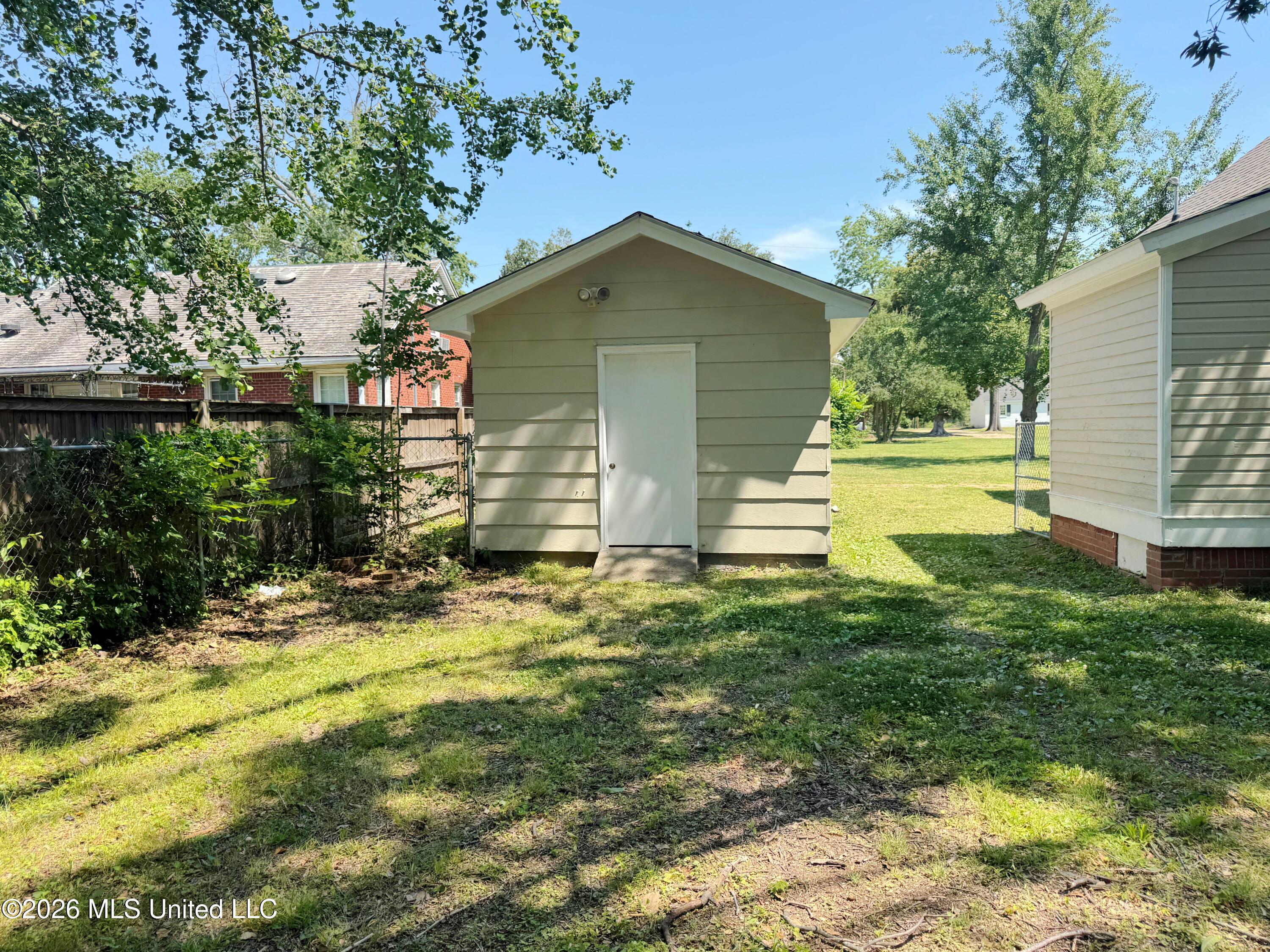 1111 2nd Street Property Photo 28