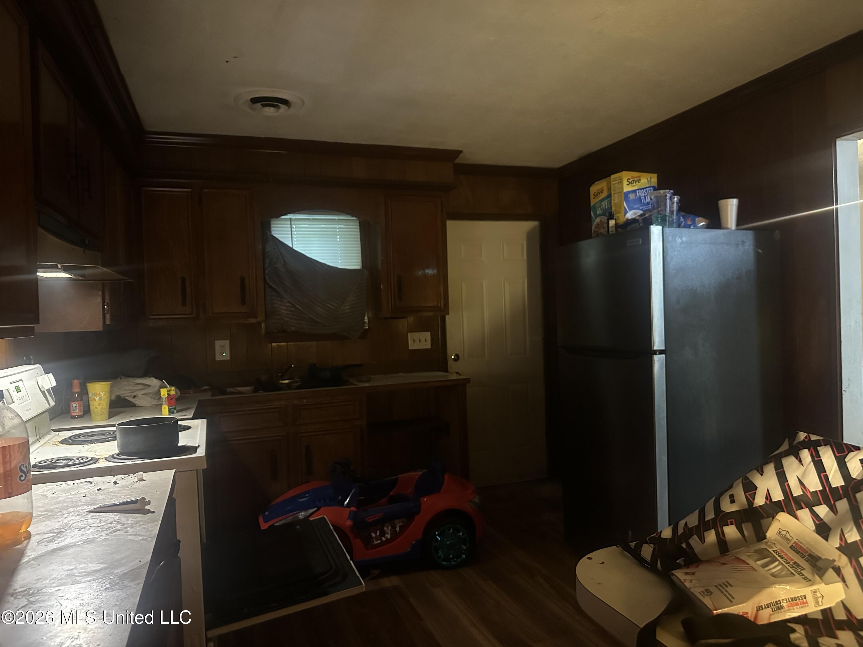 3025 Meadow Forest Drive Property Photo 9