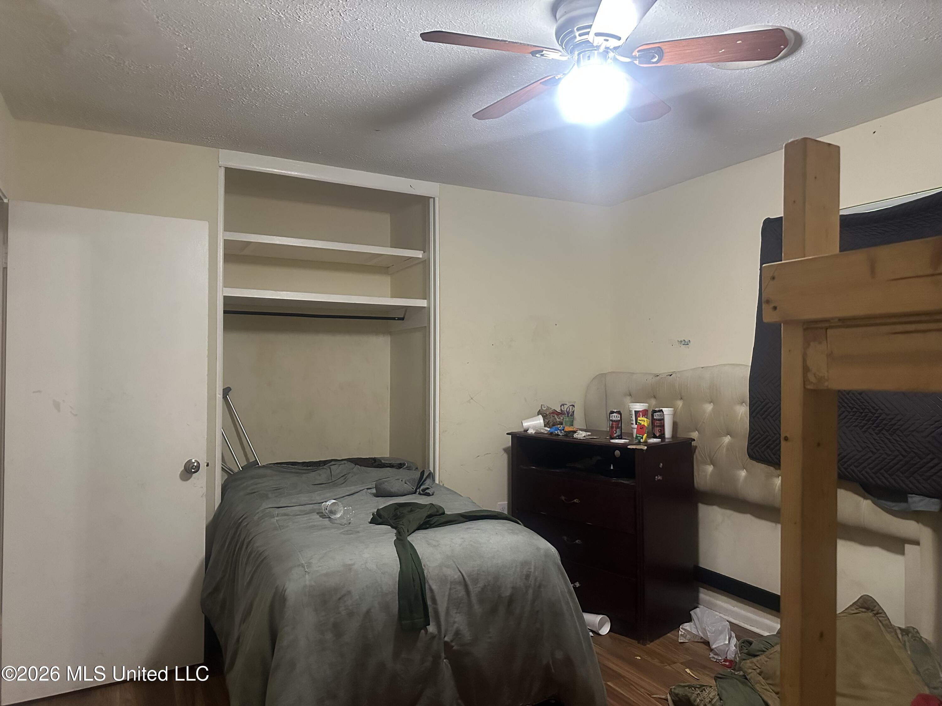 3025 Meadow Forest Drive Property Photo 12