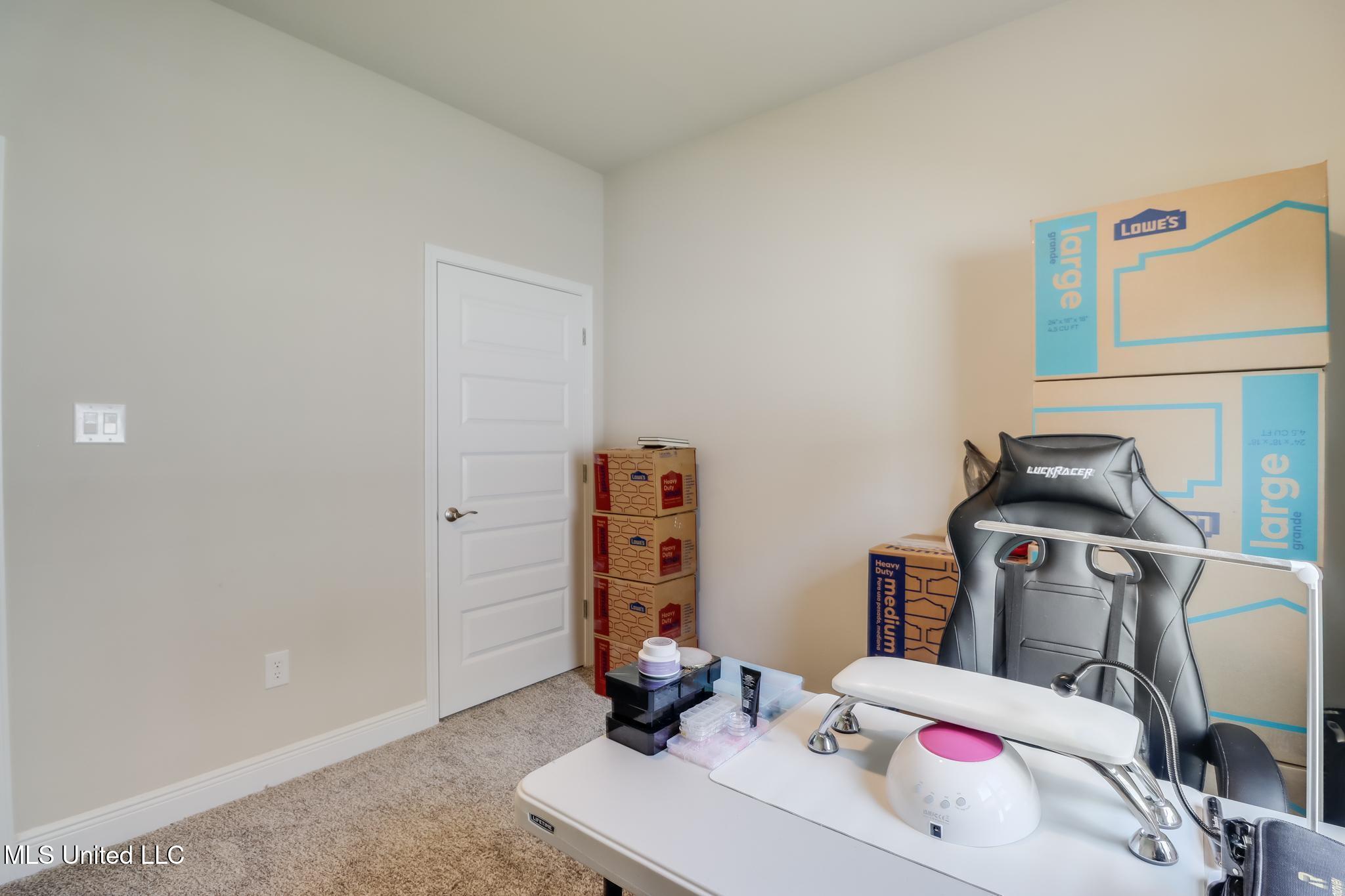 7820 Coral Lane Property Photo 15